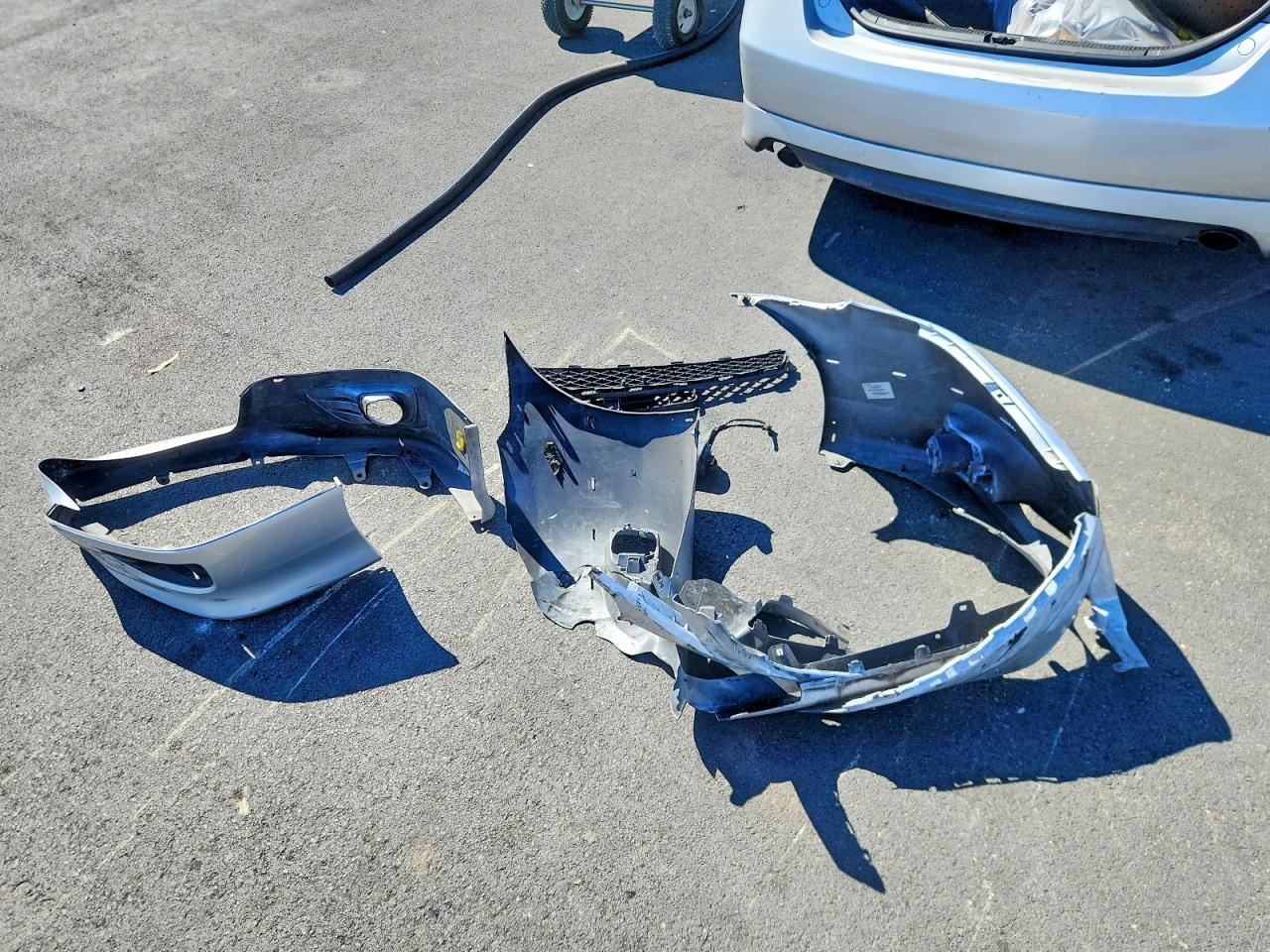 2010 Toyota Camry Se Silver vin: 4T1BF3EKXAU062224