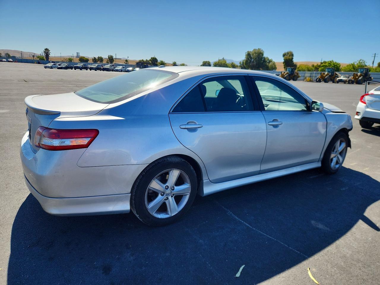 2010 Toyota Camry Se Silver vin: 4T1BF3EKXAU062224