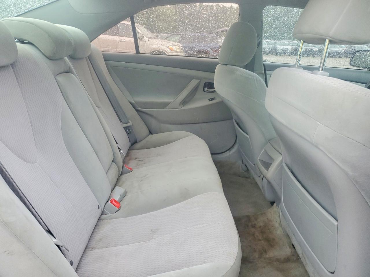 2010 Toyota Camry Le Gray vin: 4T1BF3EKXAU062269