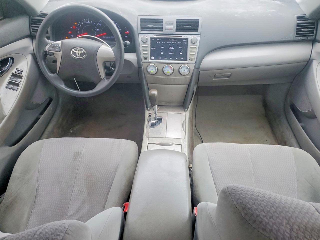 2010 Toyota Camry Le Gray vin: 4T1BF3EKXAU062269