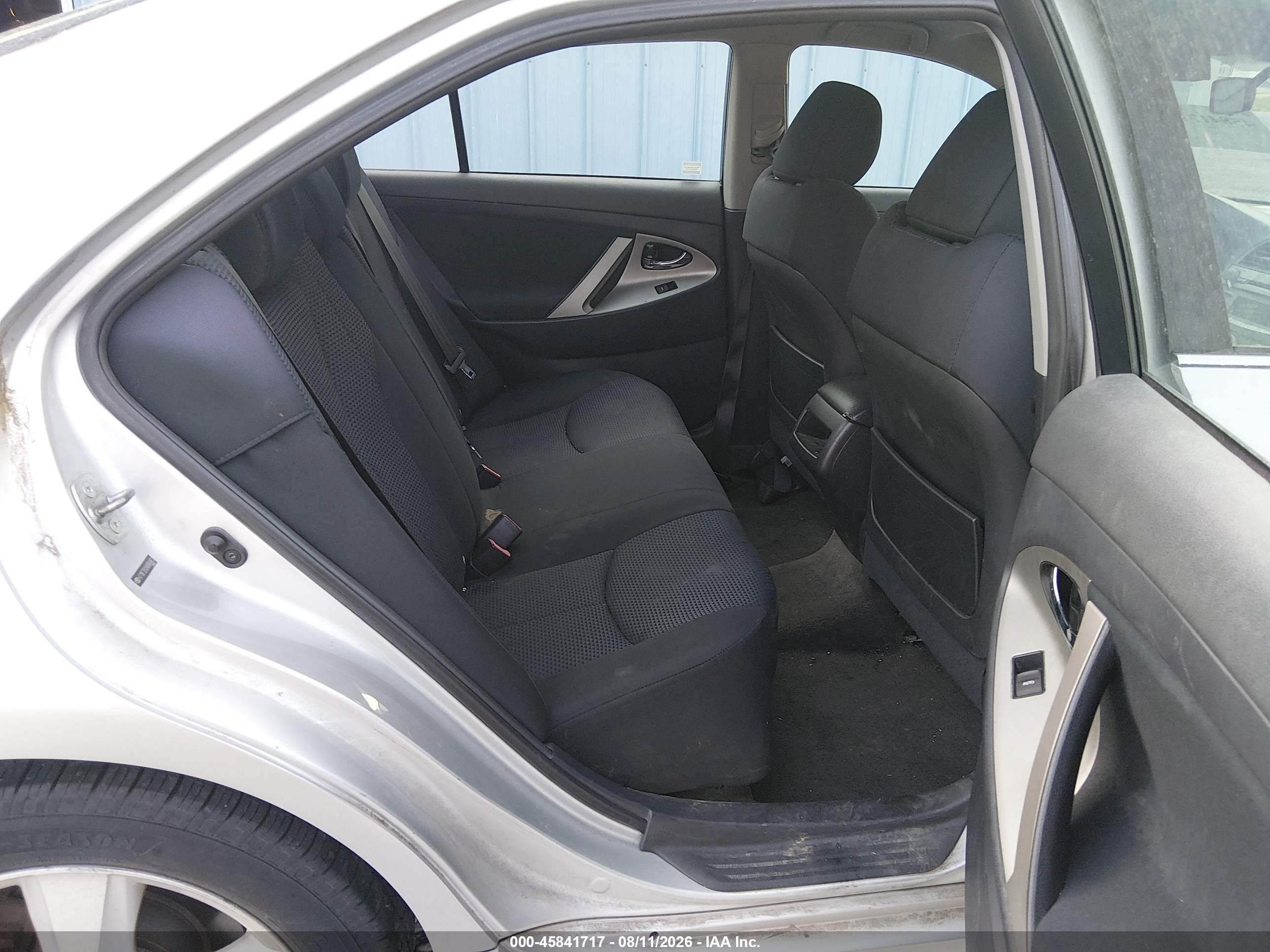 2010 Toyota Camry Se Серебряный vin: 4T1BF3EKXAU064863