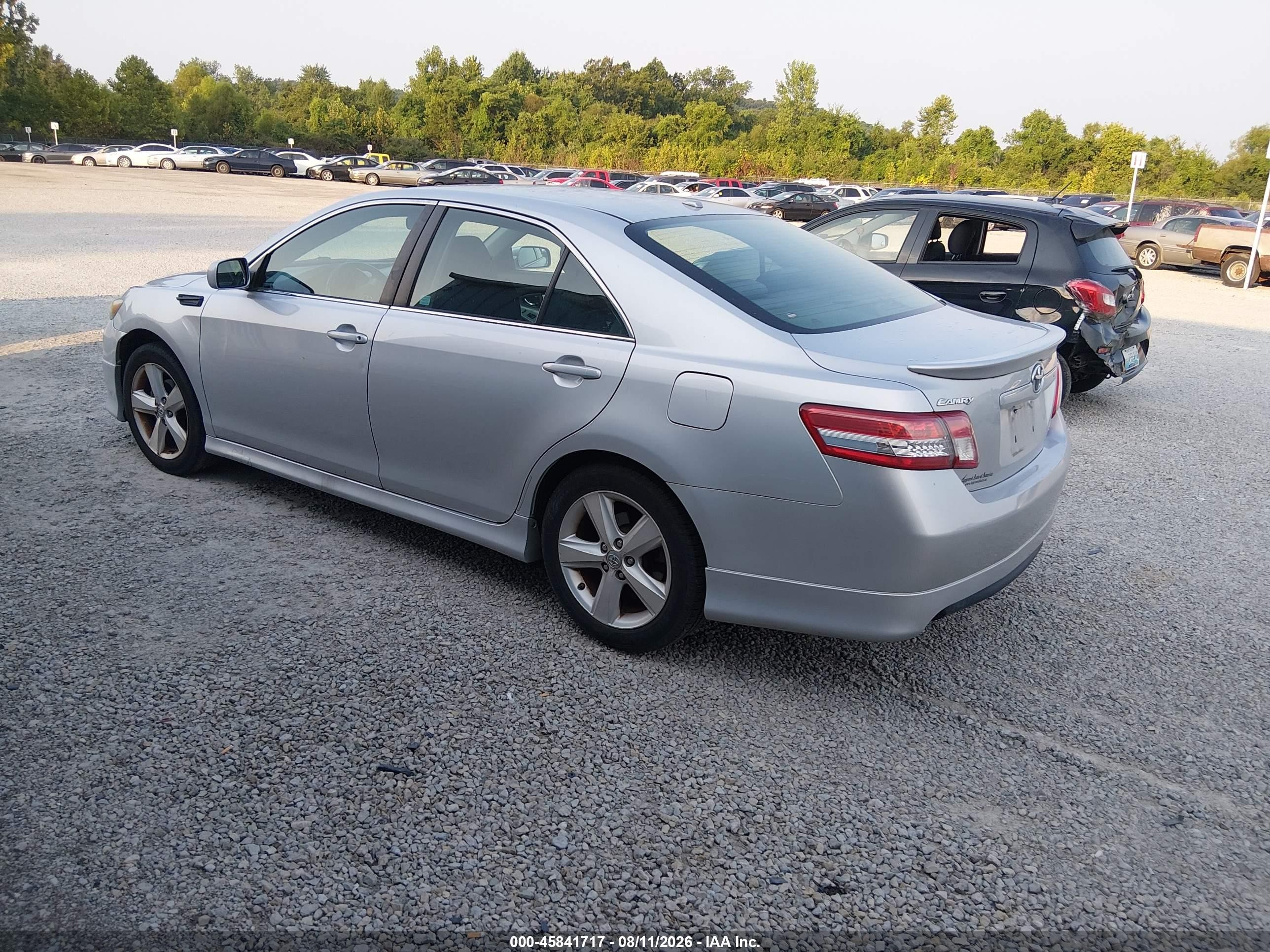 2010 Toyota Camry Se Серебряный vin: 4T1BF3EKXAU064863