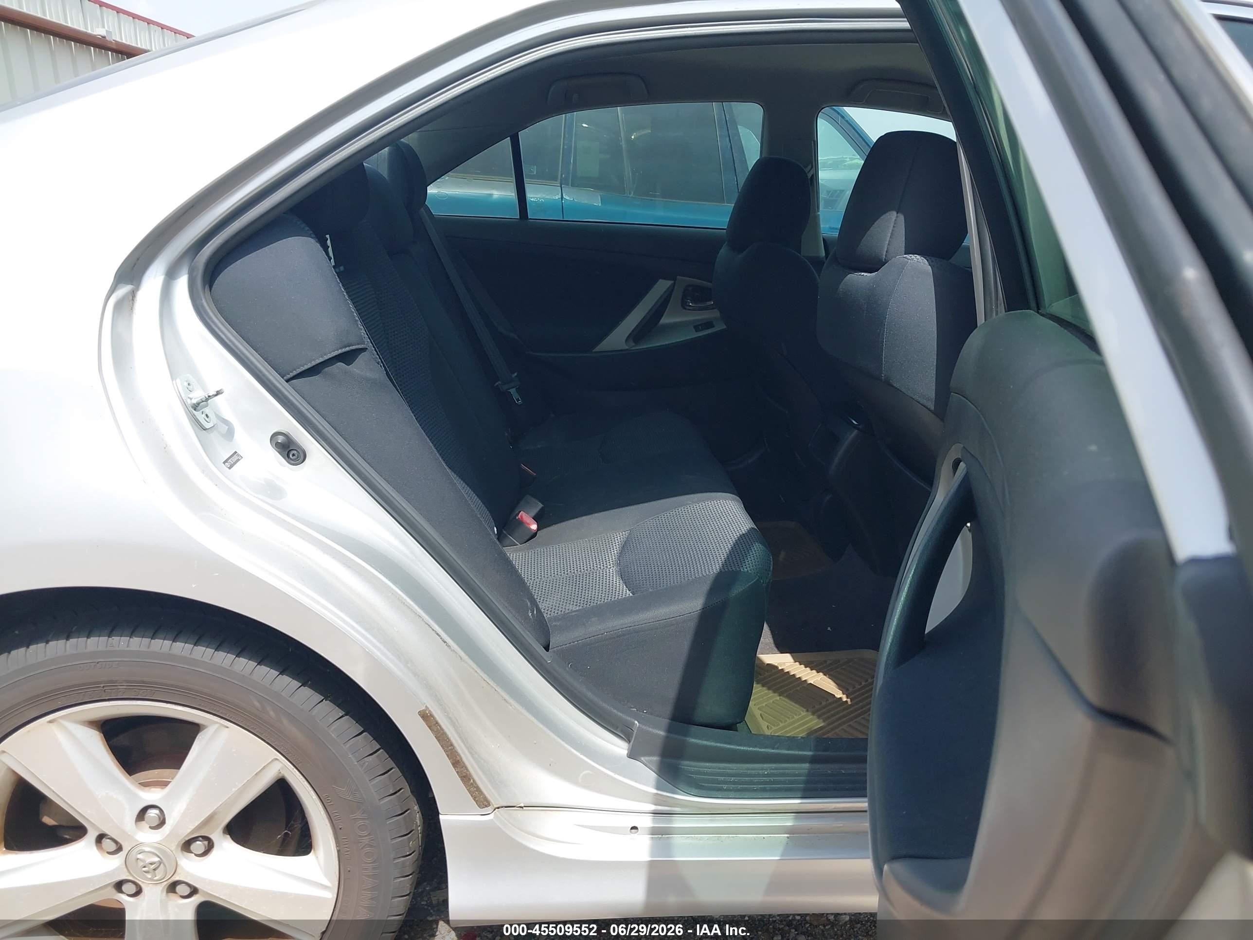 2010 Toyota Camry Se Silver vin: 4T1BF3EKXAU065737