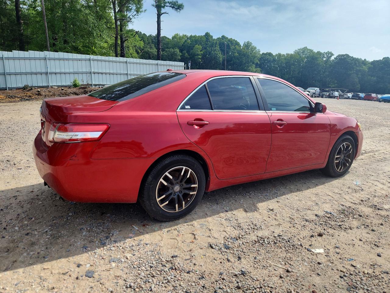2010 Toyota Camry Le Red vin: 4T1BF3EKXAU069349
