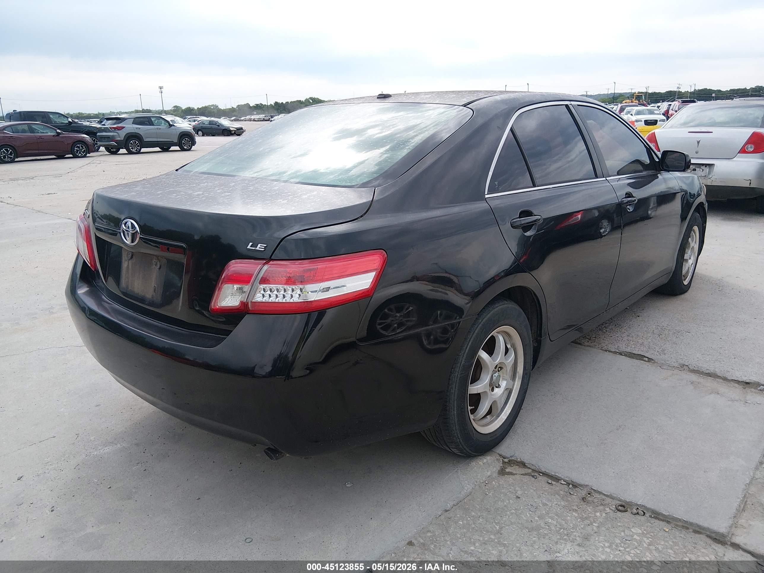2010 Toyota Camry Le Black vin: 4T1BF3EKXAU095613