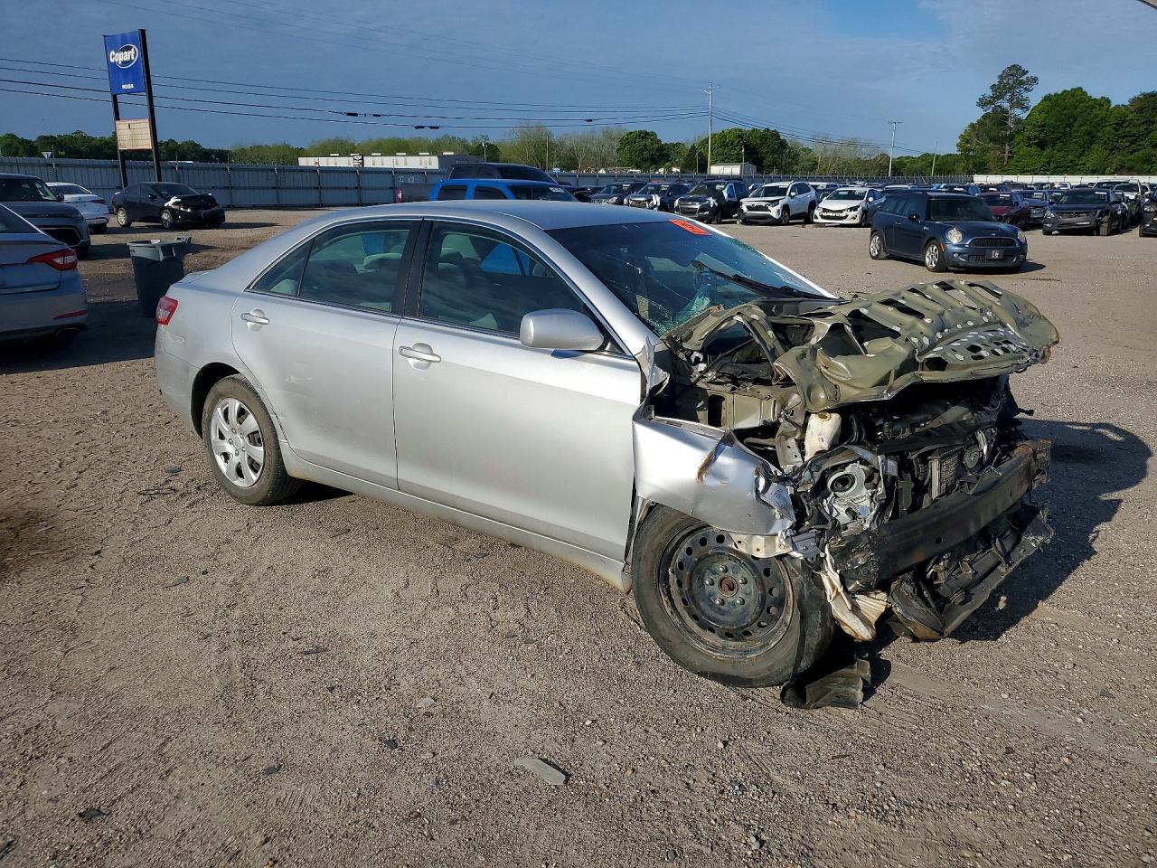 2010 Toyota Camry Base Silver vin: 4T1BF3EKXAU107467