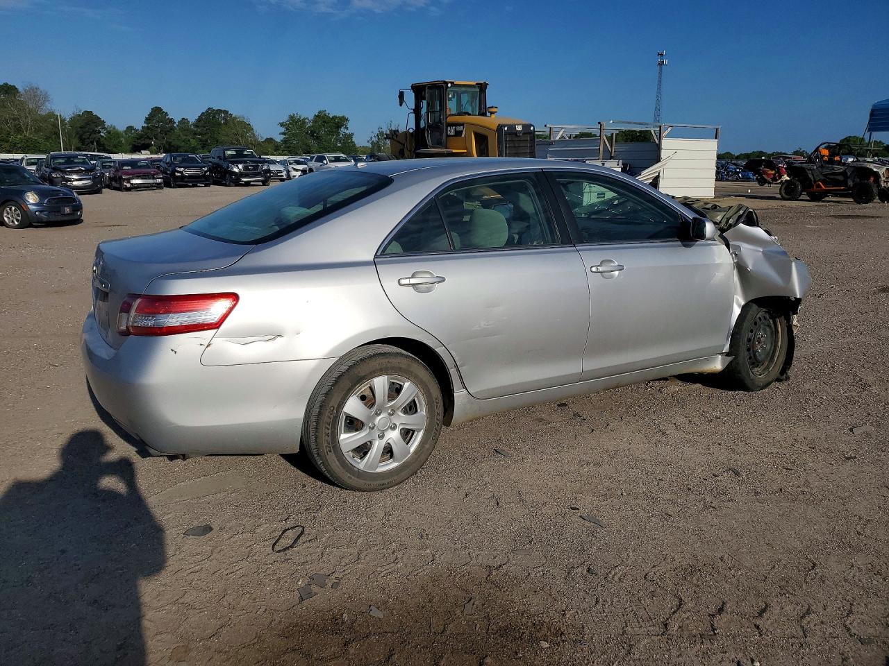 2010 Toyota Camry Base Silver vin: 4T1BF3EKXAU107467
