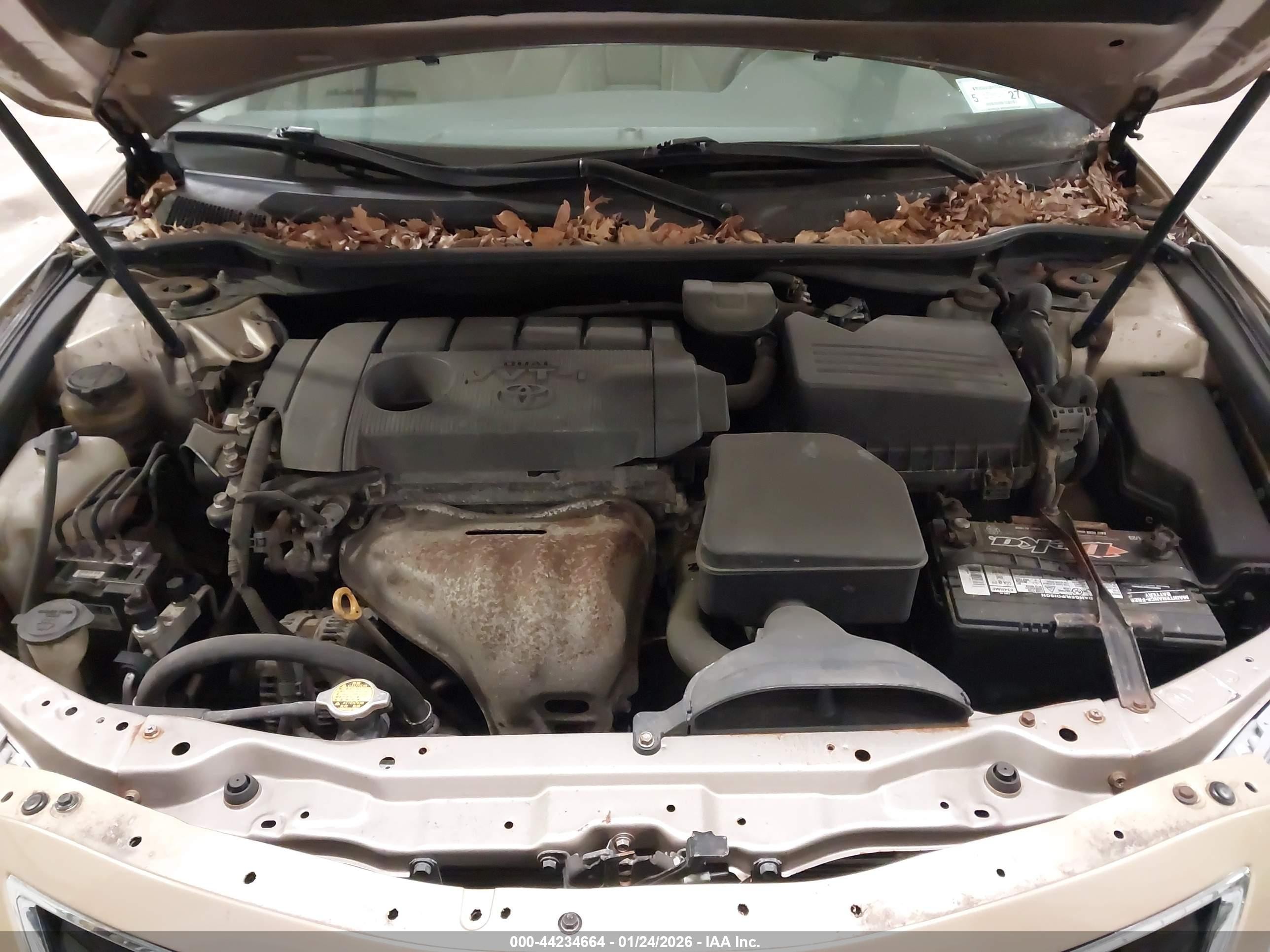2010 Toyota Camry Le Tan vin: 4T1BF3EKXAU115200