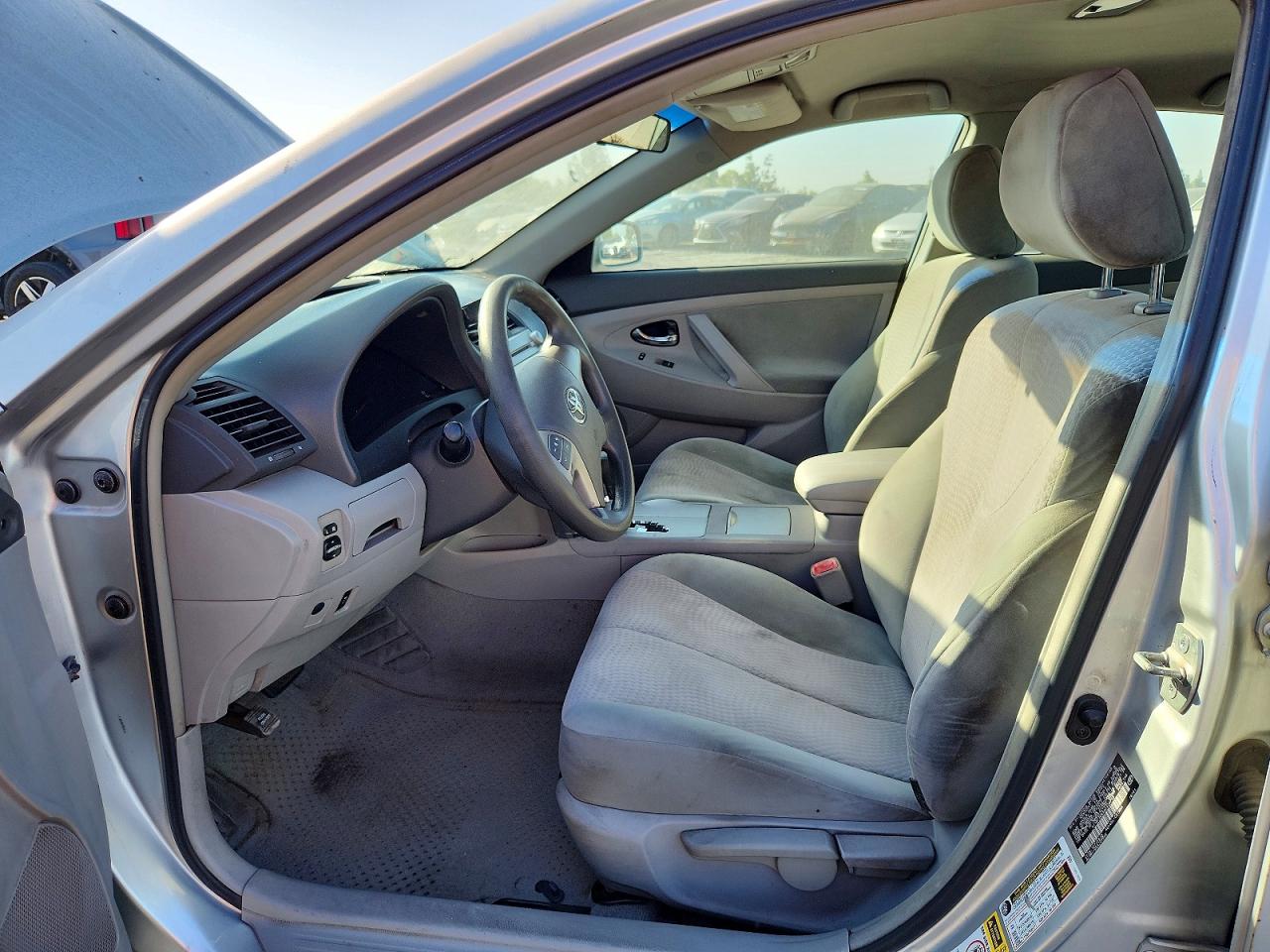 2010 Toyota Camry Base Silver vin: 4T1BF3EKXAU538746