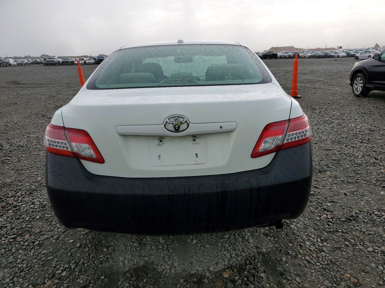 2010 Toyota Camry Le Белый vin: 4T1BF3EKXAU557734