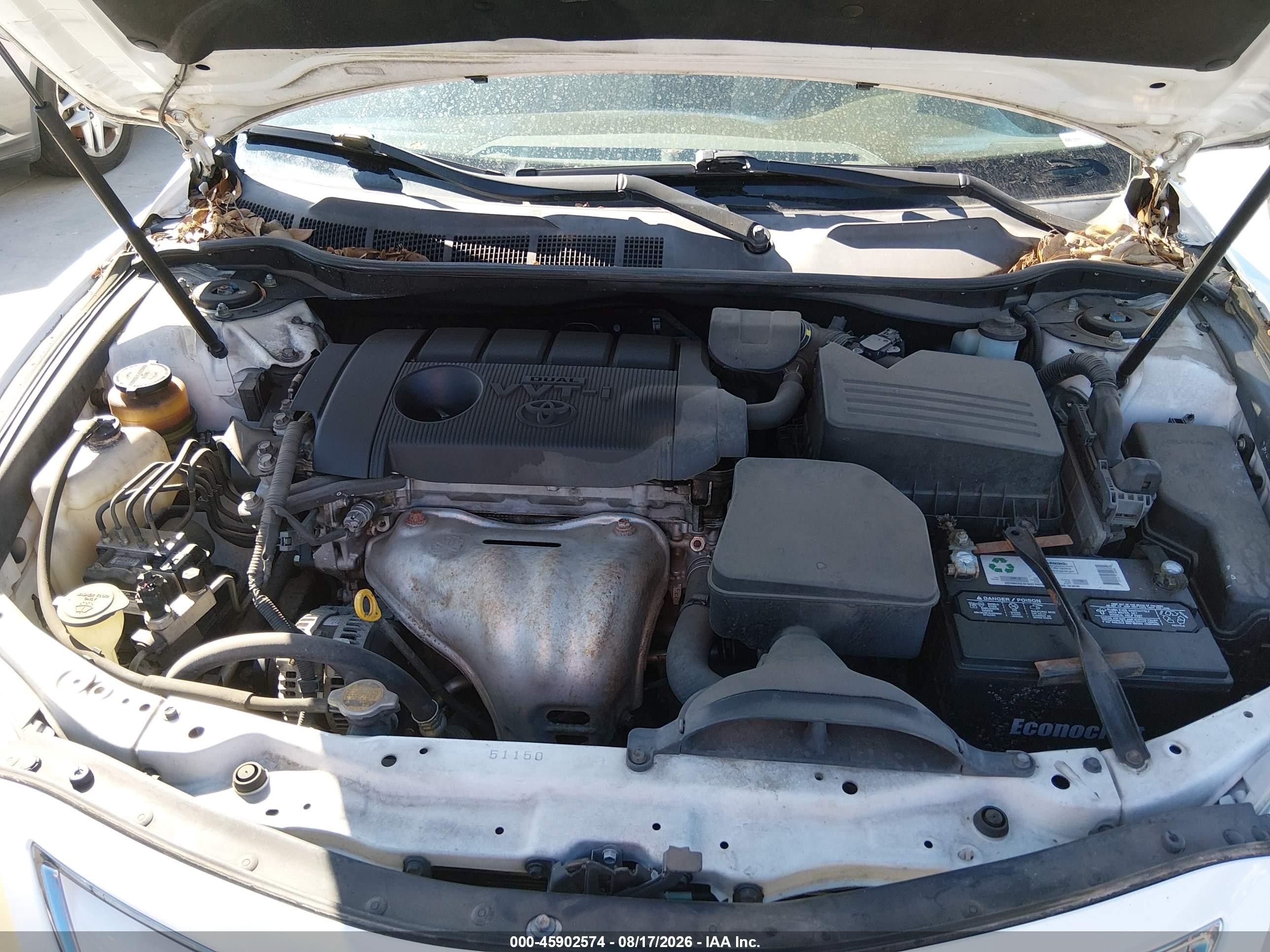 2010 Toyota Camry   White vin: 4T1BF3EKXAU570743