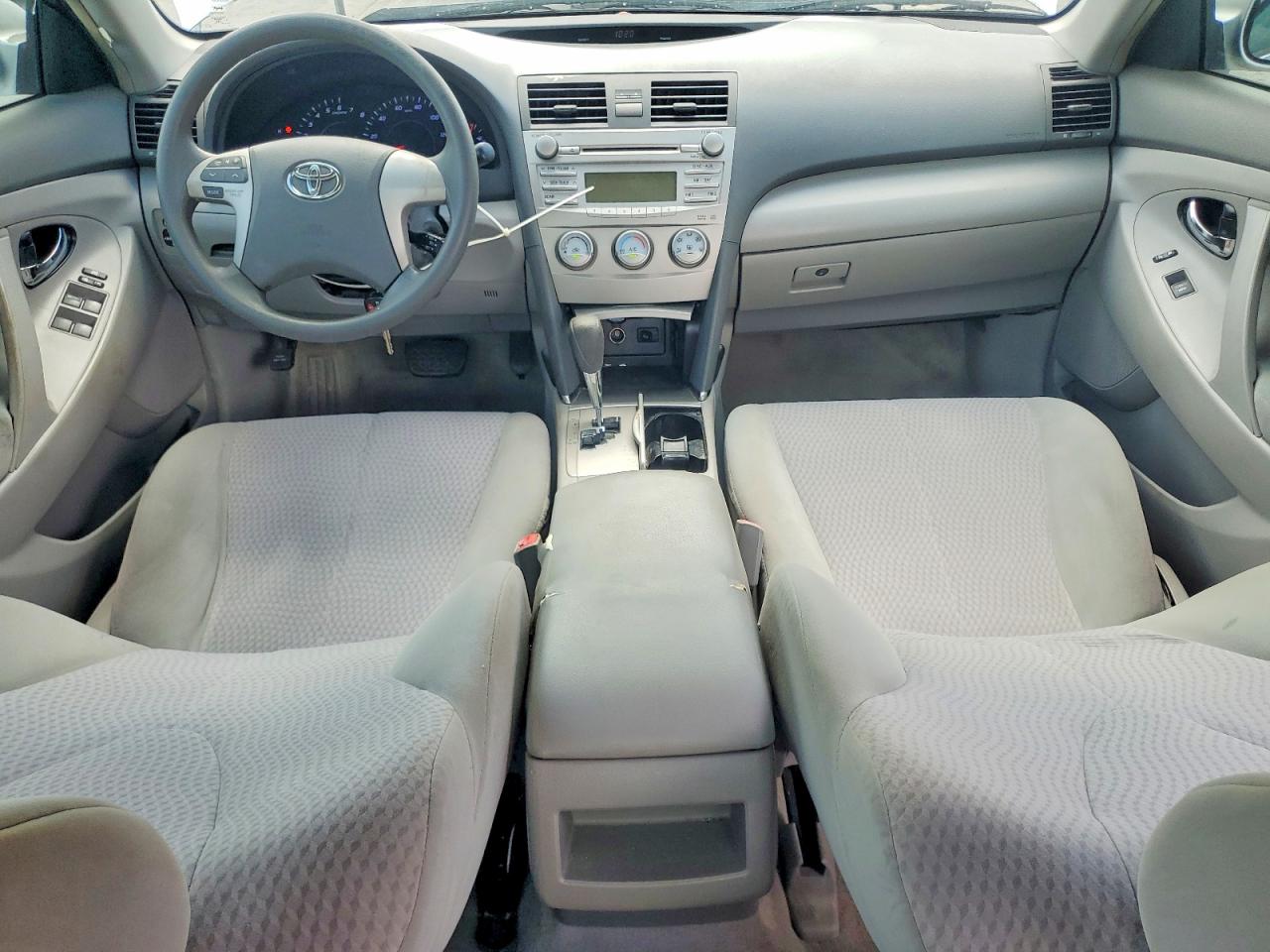 2011 Toyota Camry Le Серебряный vin: 4T1BF3EKXBU123380
