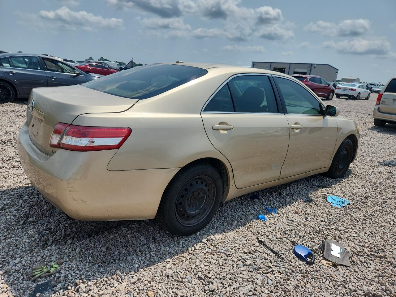 2011 Toyota Camry Le Beige vin: 4T1BF3EKXBU143001