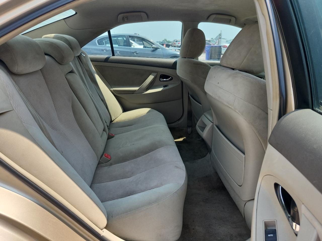 2011 Toyota Camry Le Beige vin: 4T1BF3EKXBU143001