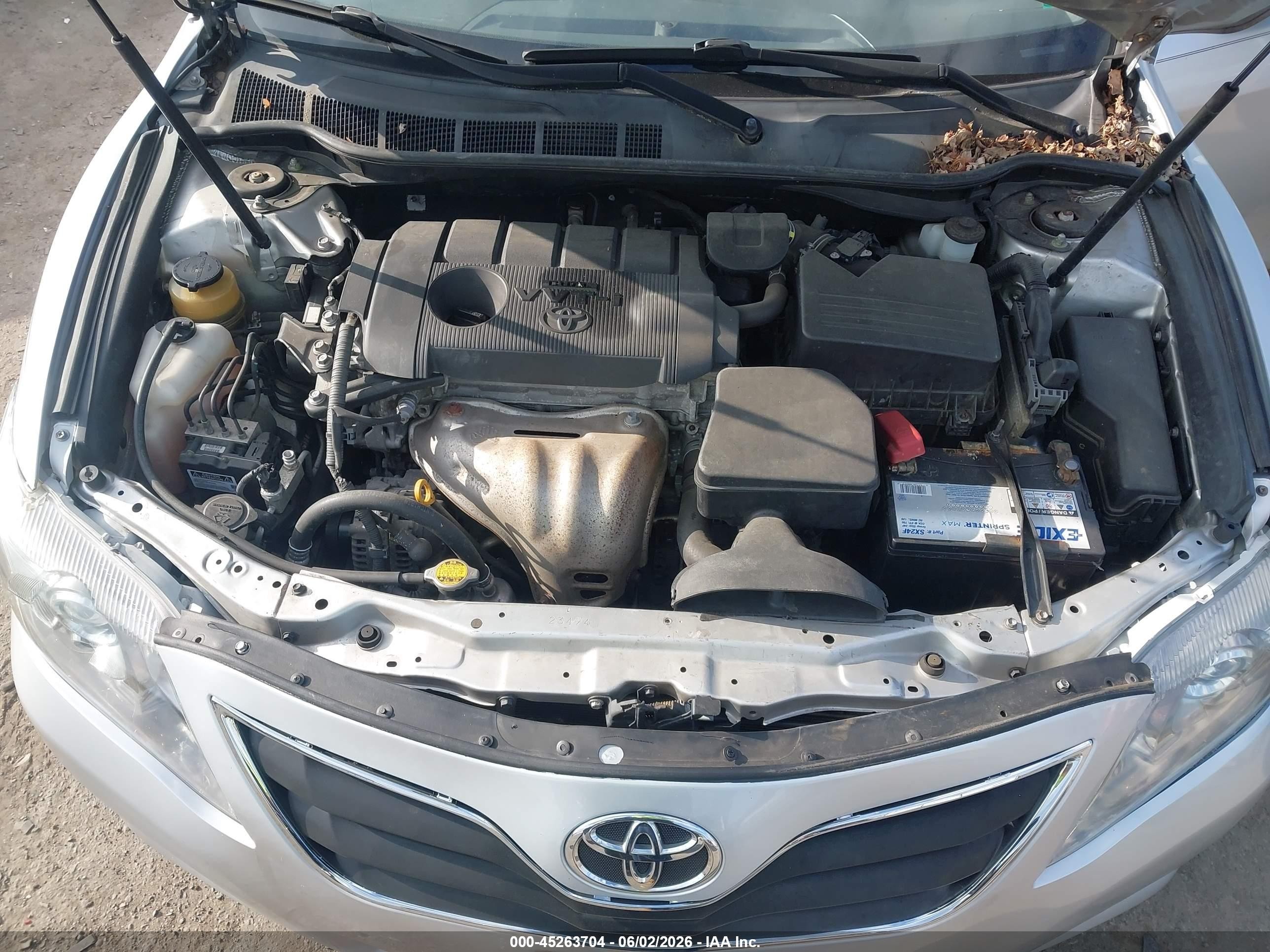 2011 Toyota Camry Le Silver vin: 4T1BF3EKXBU144309