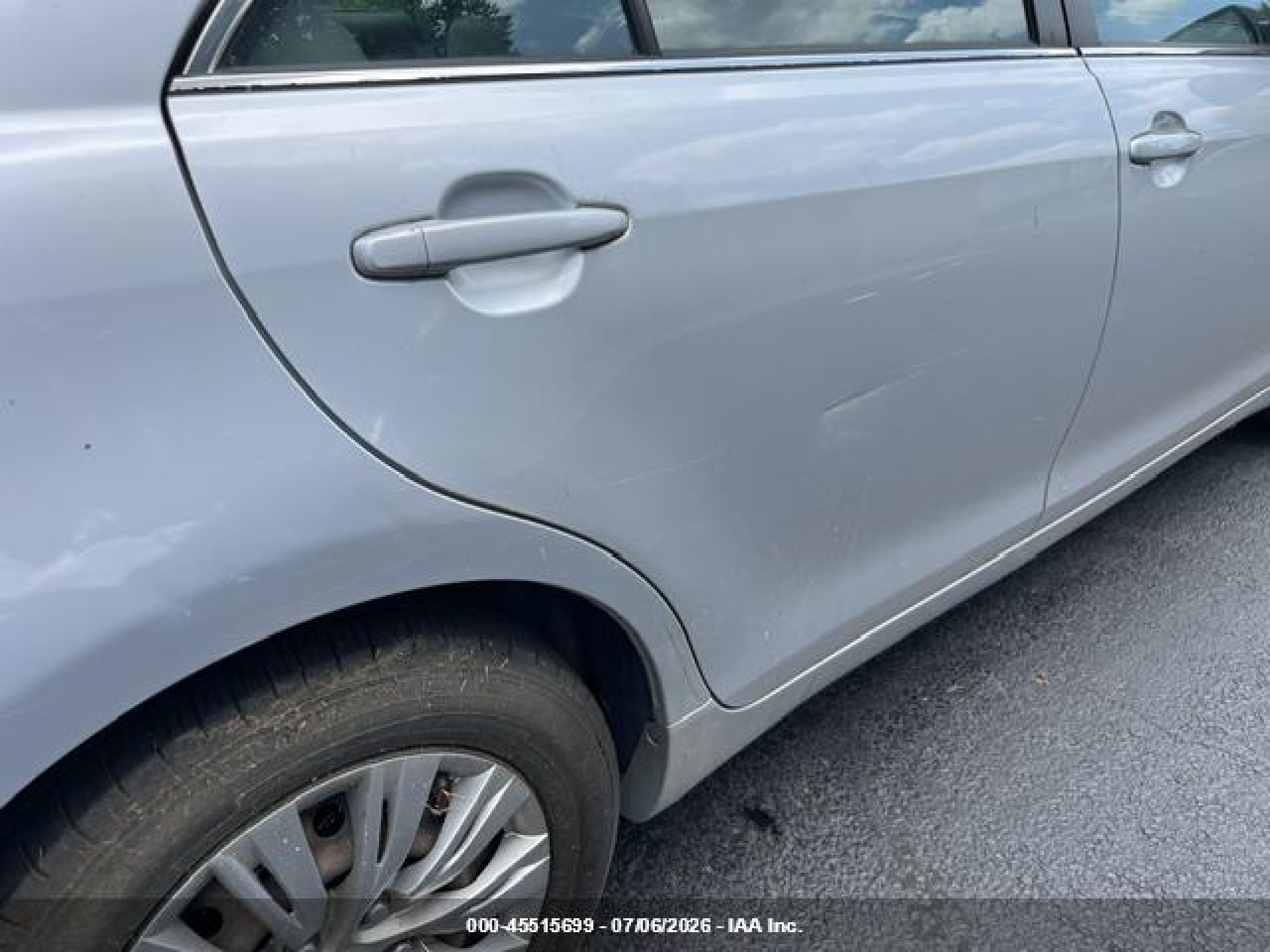 2011 Toyota Camry Le Silver vin: 4T1BF3EKXBU163636