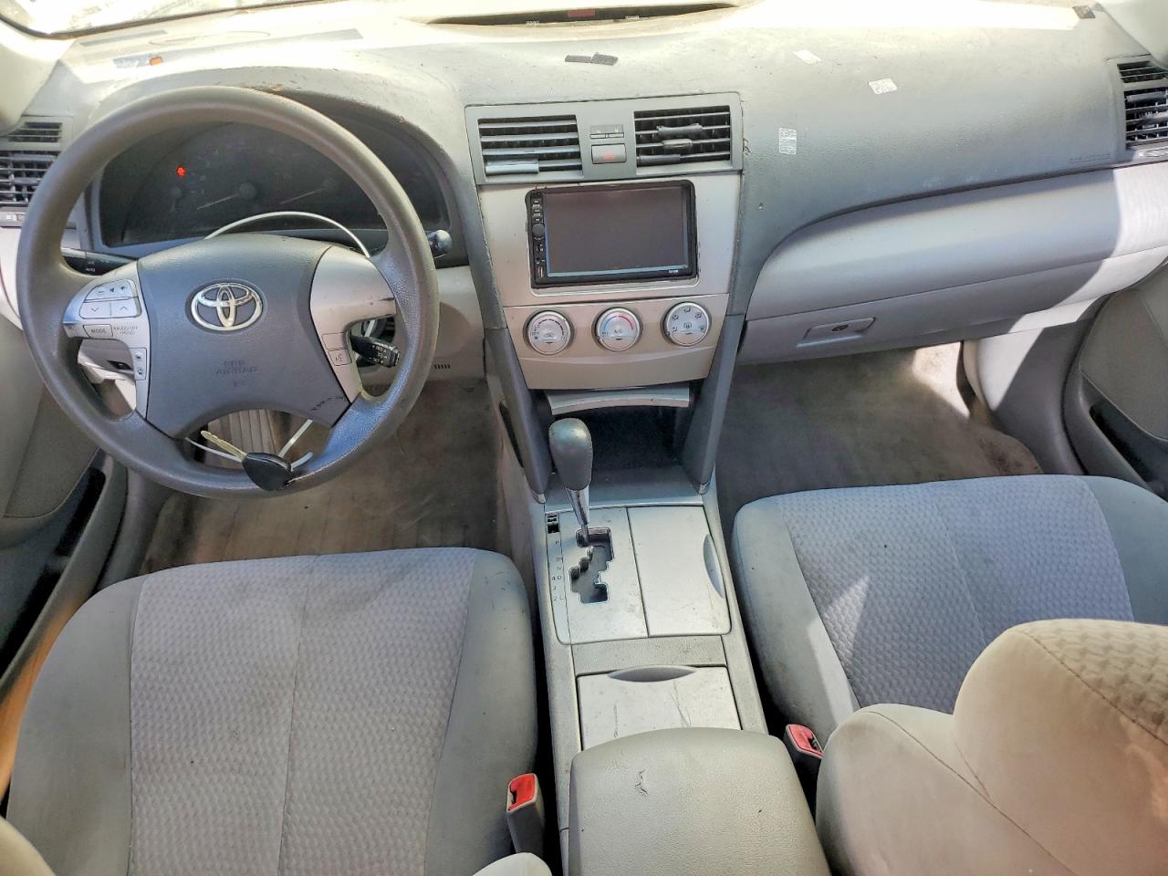 2011 Toyota Camry Le Silver vin: 4T1BF3EKXBU167363
