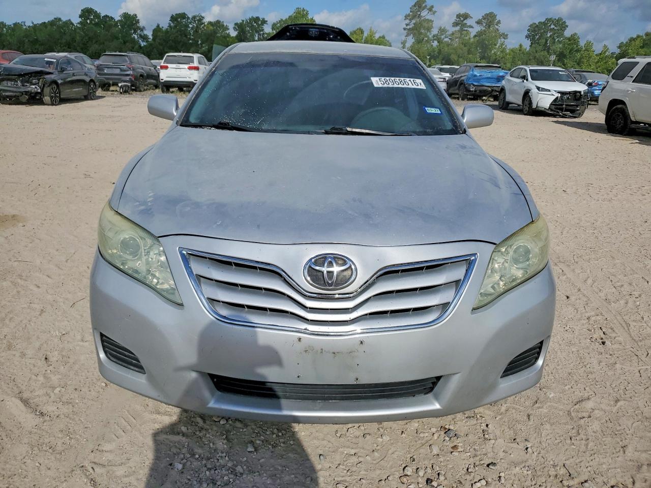 2011 Toyota Camry Le Silver vin: 4T1BF3EKXBU167363