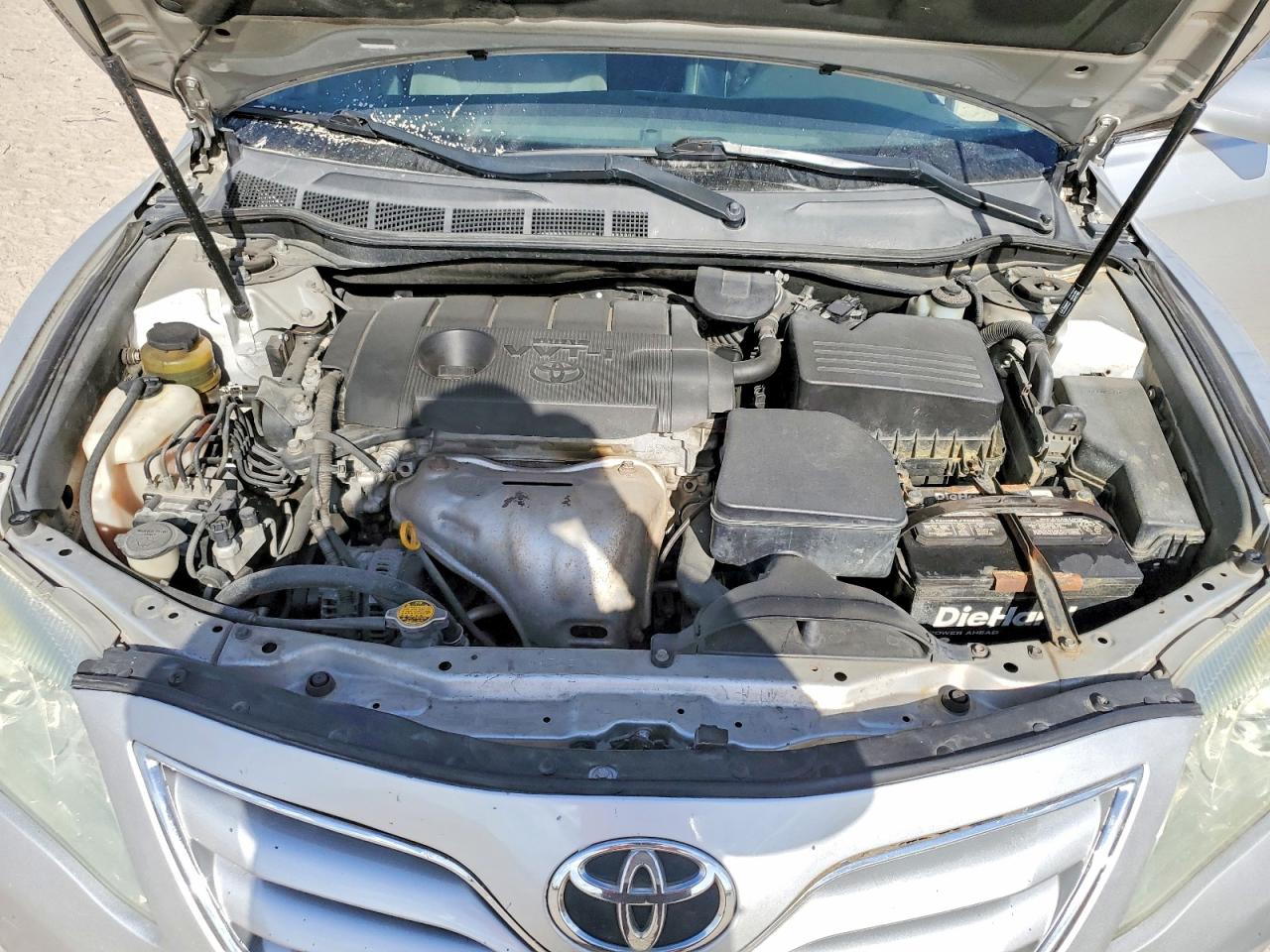 2011 Toyota Camry Le Silver vin: 4T1BF3EKXBU167363