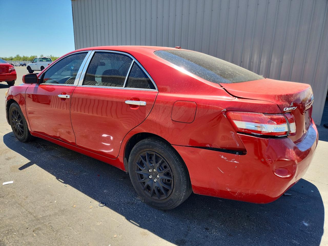 2011 Toyota Camry Le Red vin: 4T1BF3EKXBU186544