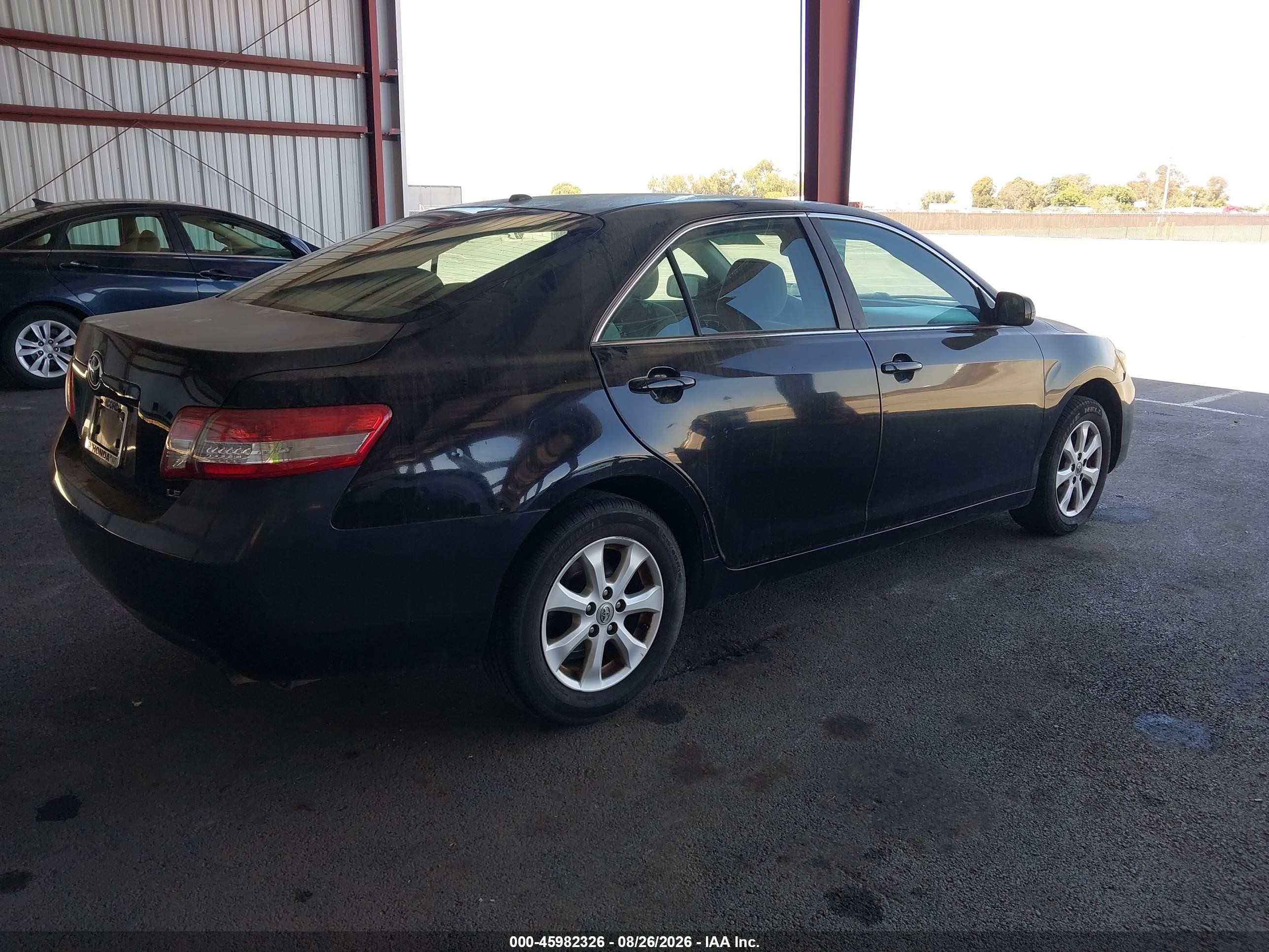 2011 Toyota Camry Le Black vin: 4T1BF3EKXBU189797