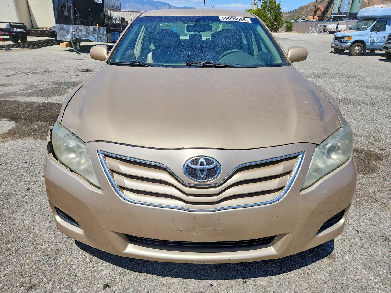 2011 Toyota Camry Le Cream vin: 4T1BF3EKXBU190321
