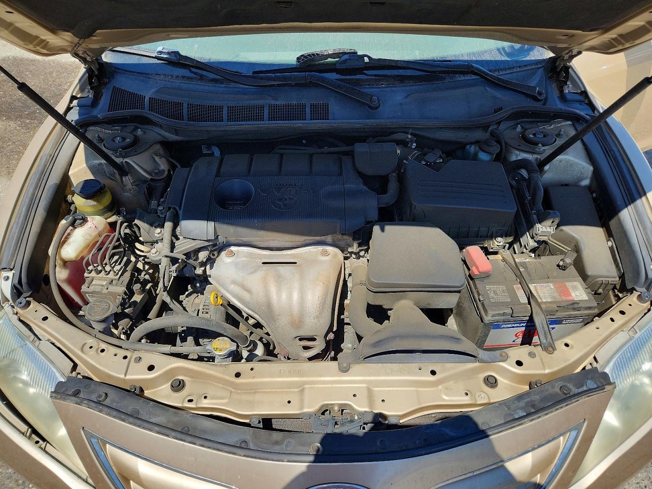 2011 Toyota Camry Le Cream vin: 4T1BF3EKXBU190321