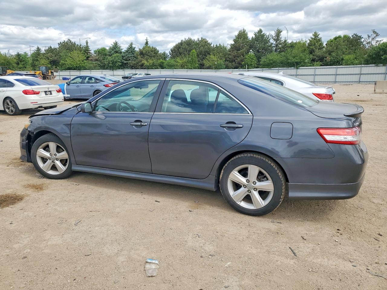 2011 Toyota Camry Se Gray vin: 4T1BF3EKXBU201950