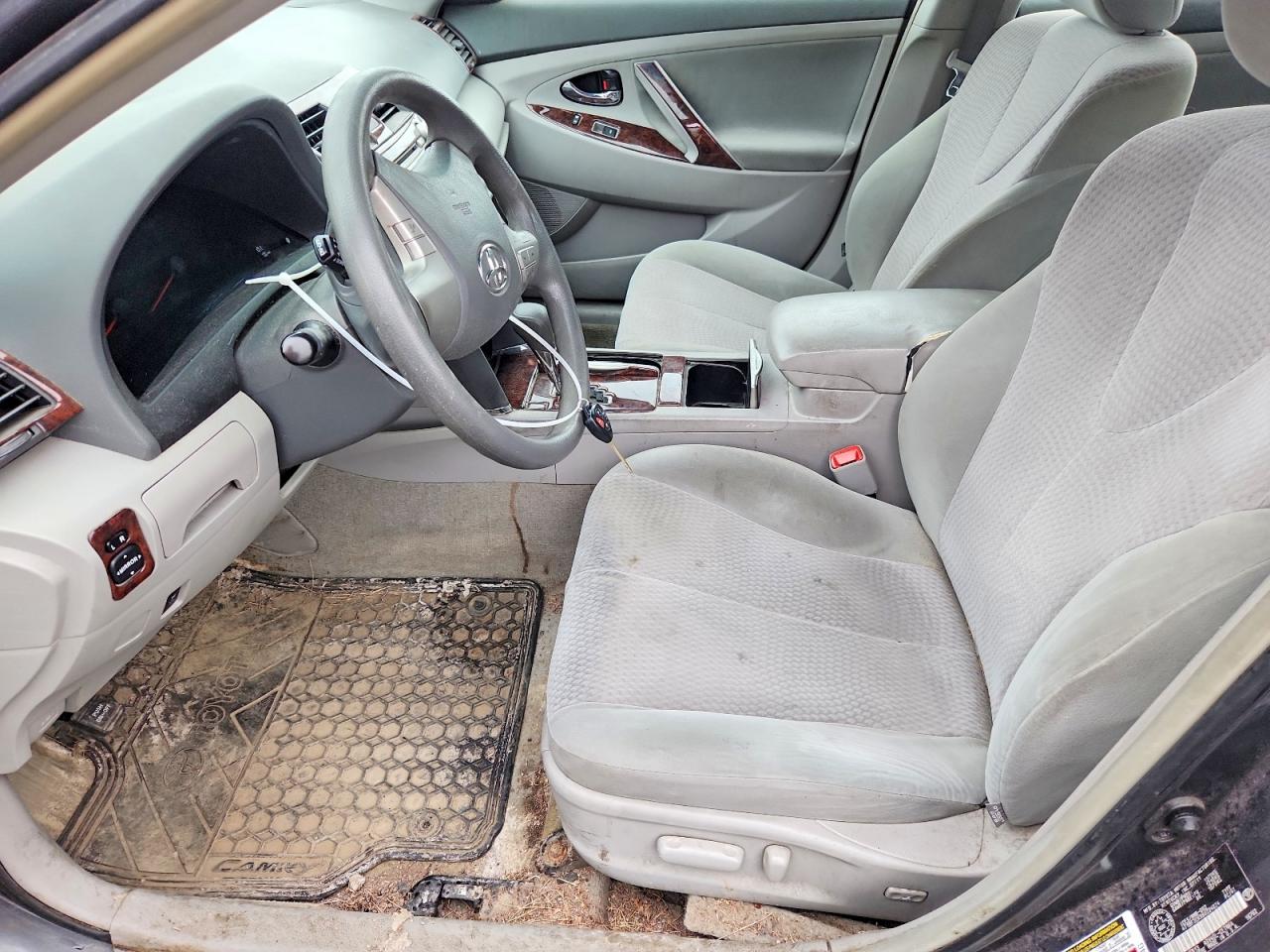 2011 Toyota Camry Base Серый vin: 4T1BF3EKXBU224824
