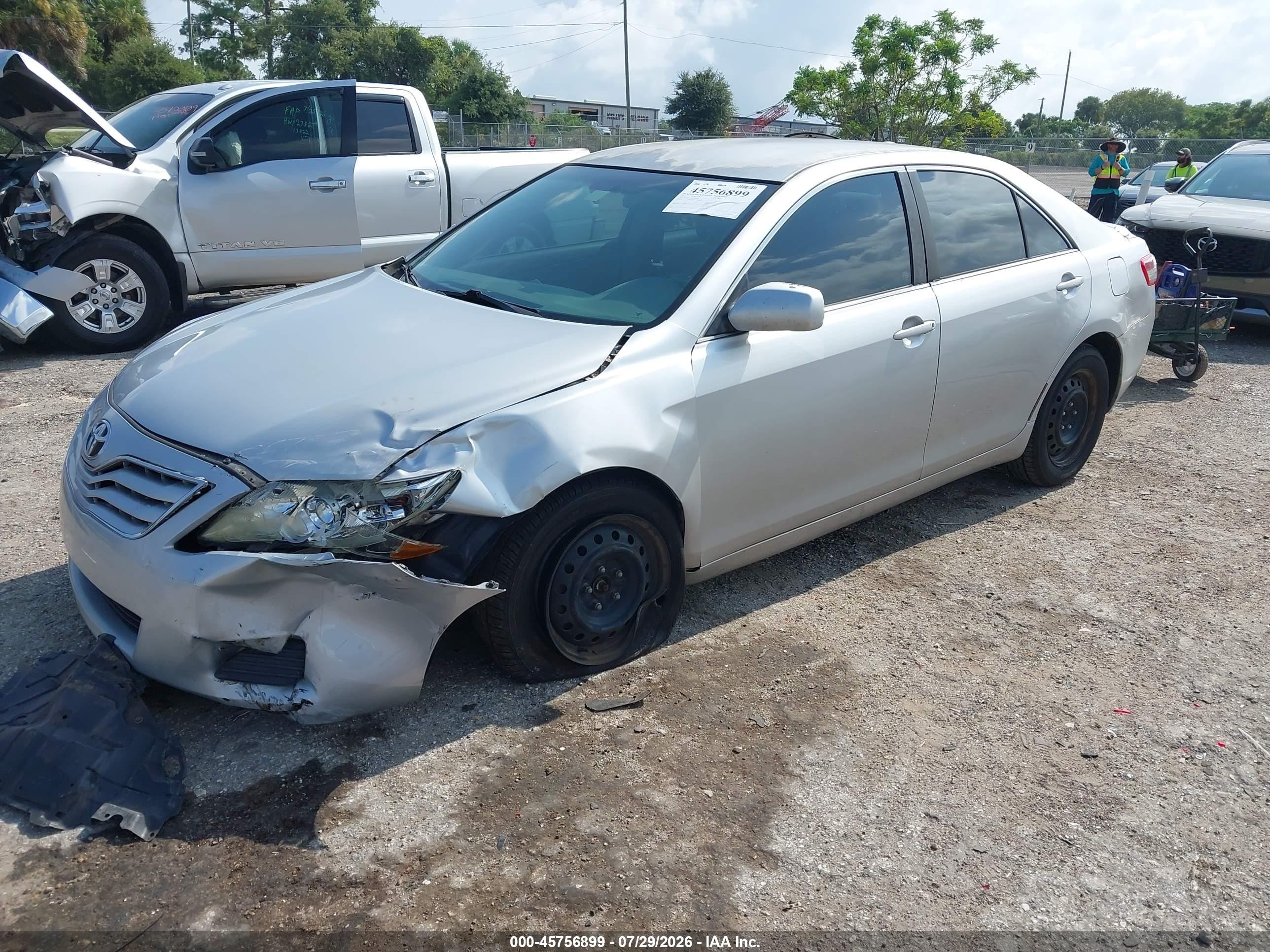 2011 Toyota Camry   Silver vin: 4T1BF3EKXBU226444