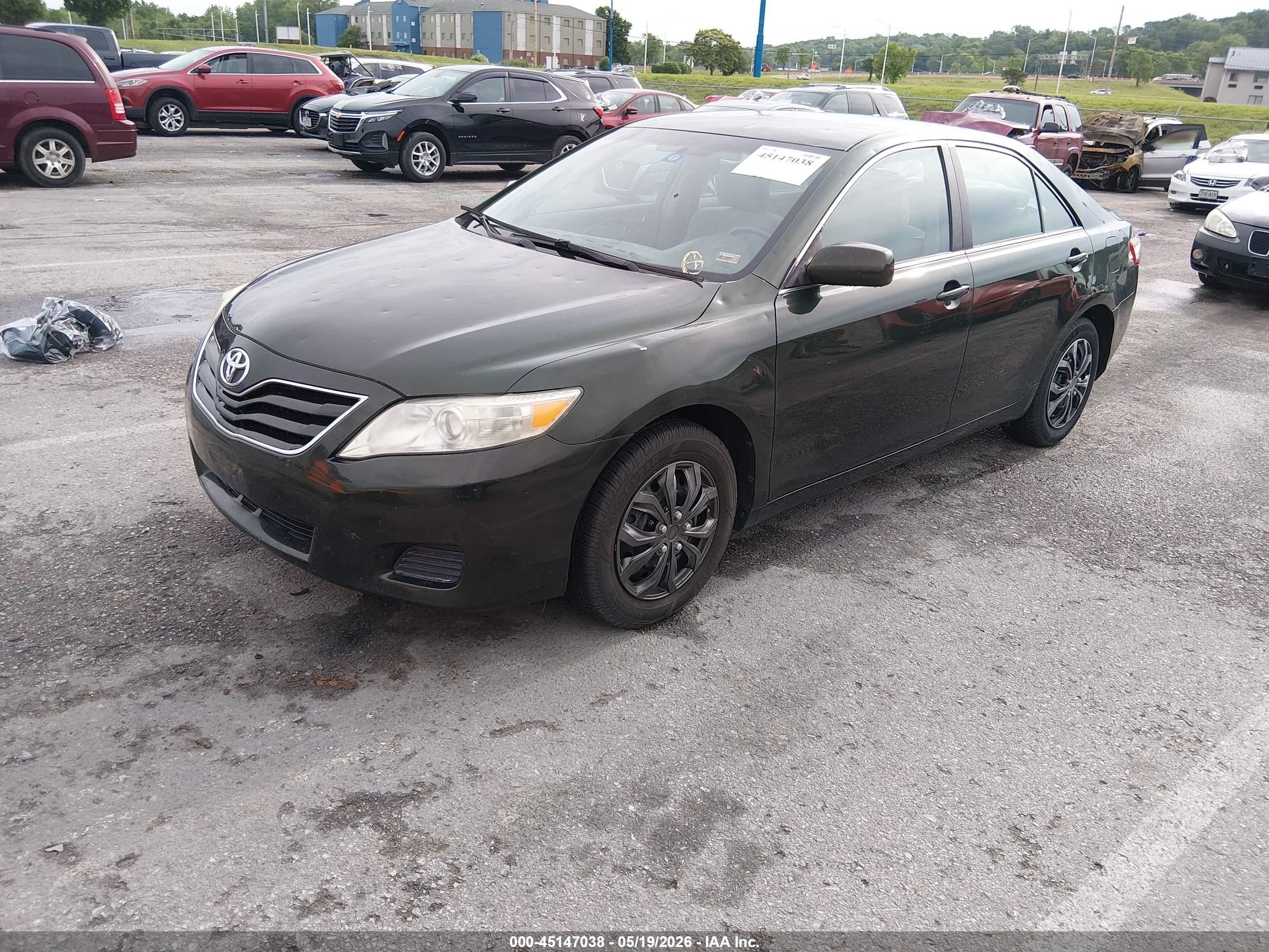 2011 Toyota Camry Le Green vin: 4T1BF3EKXBU583753