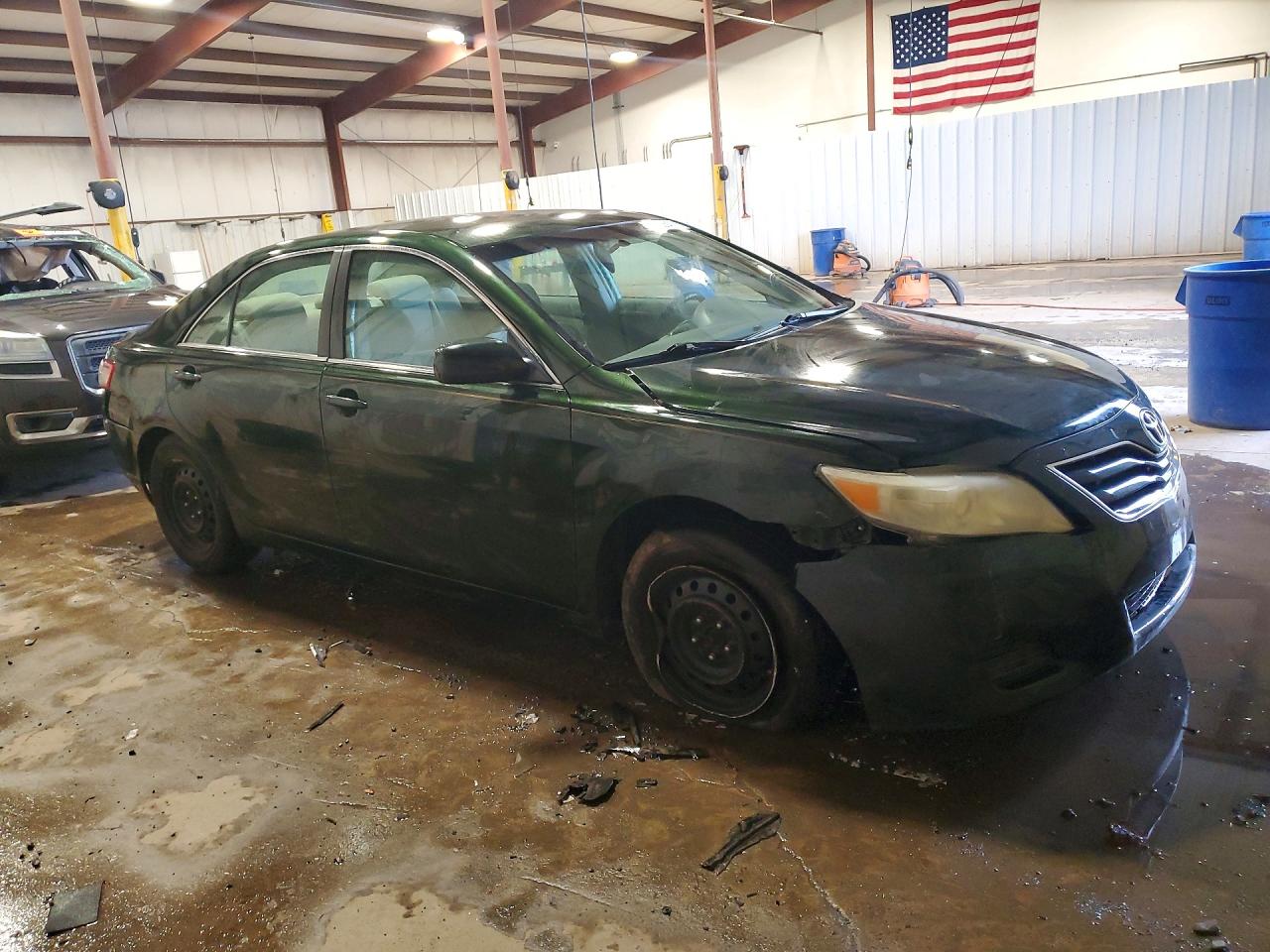 2011 Toyota Camry Le Green vin: 4T1BF3EKXBU591271
