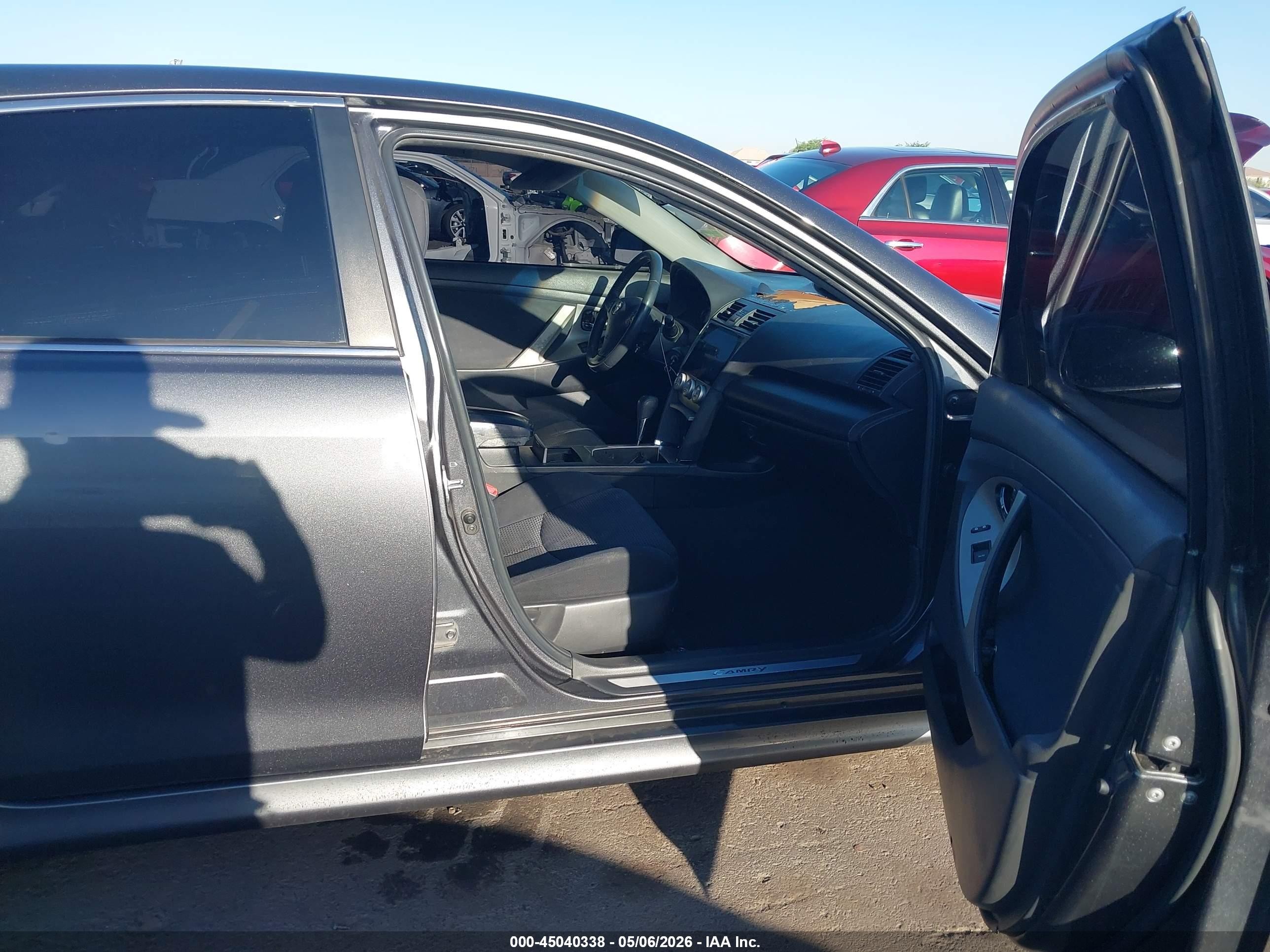 2011 Toyota Camry Se Gray vin: 4T1BF3EKXBU605928