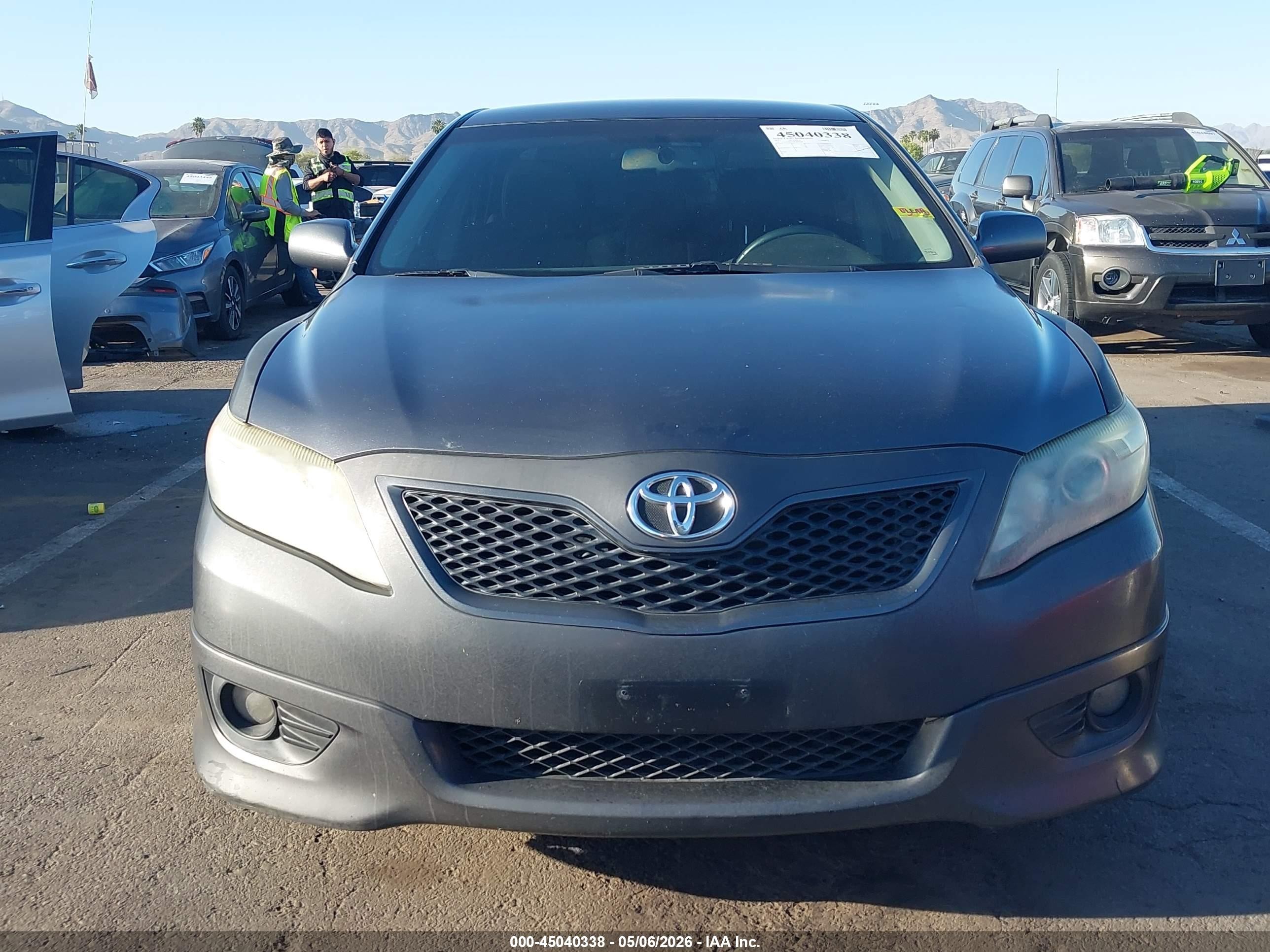 2011 Toyota Camry Se Gray vin: 4T1BF3EKXBU605928