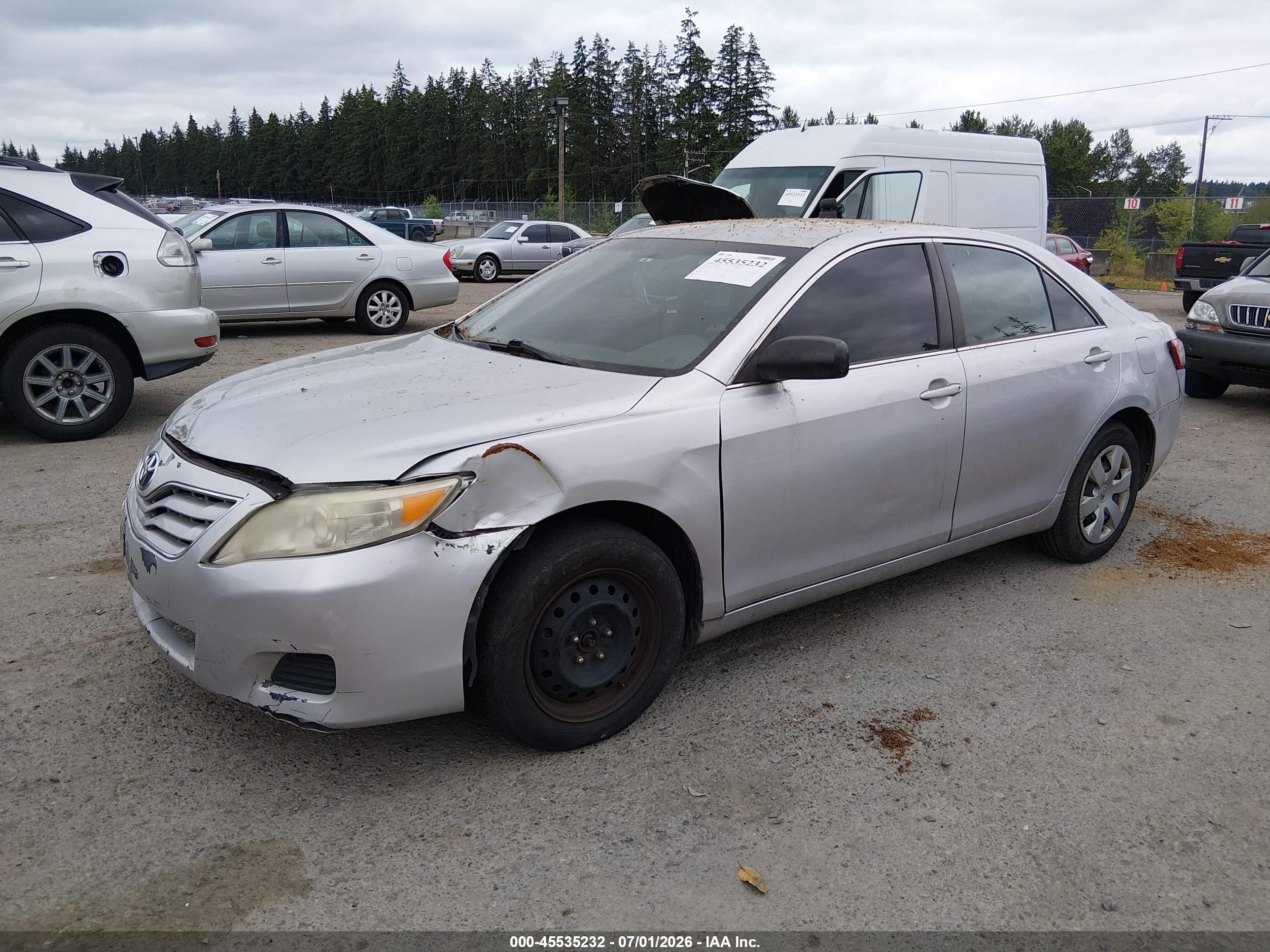 2011 Toyota Camry Le Silver vin: 4T1BF3EKXBU618324