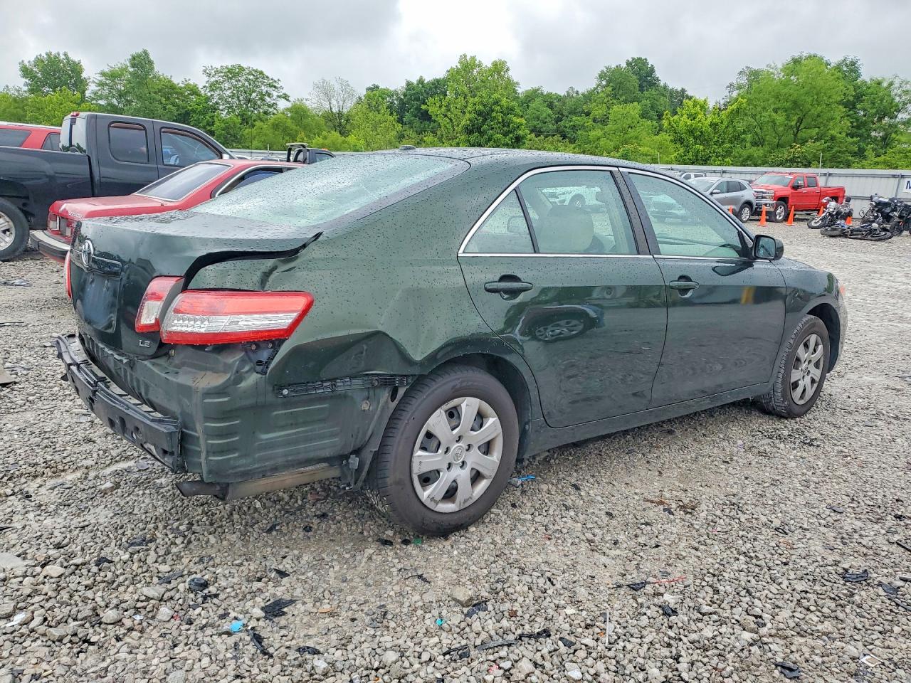 2011 Toyota Camry Le Green vin: 4T1BF3EKXBU619523