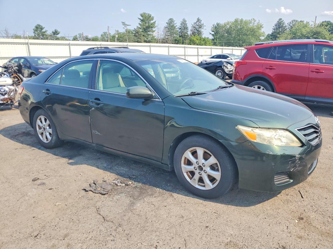 2011 Toyota Camry Le Green vin: 4T1BF3EKXBU625659