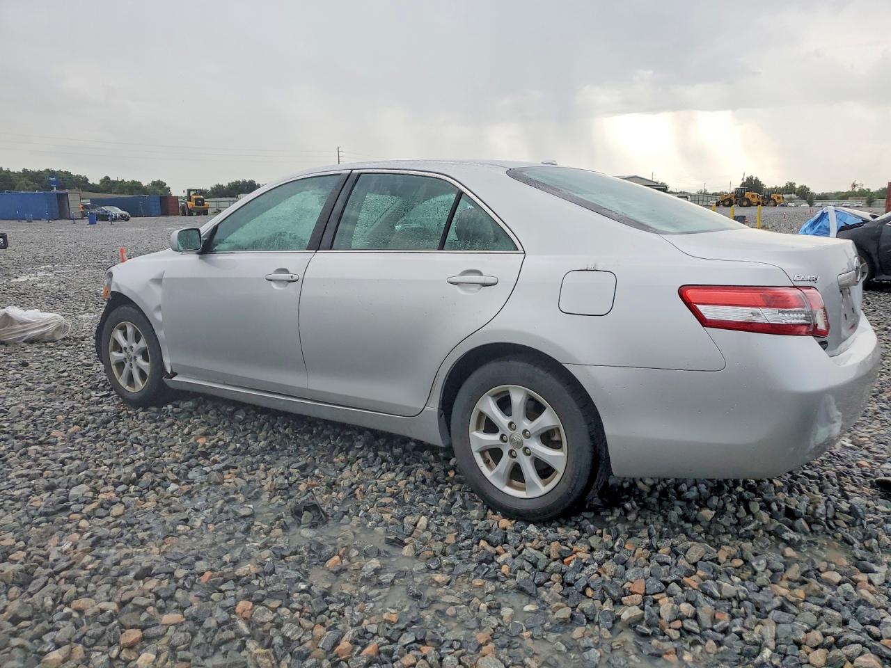 2011 Toyota Camry Le Silver vin: 4T1BF3EKXBU630327
