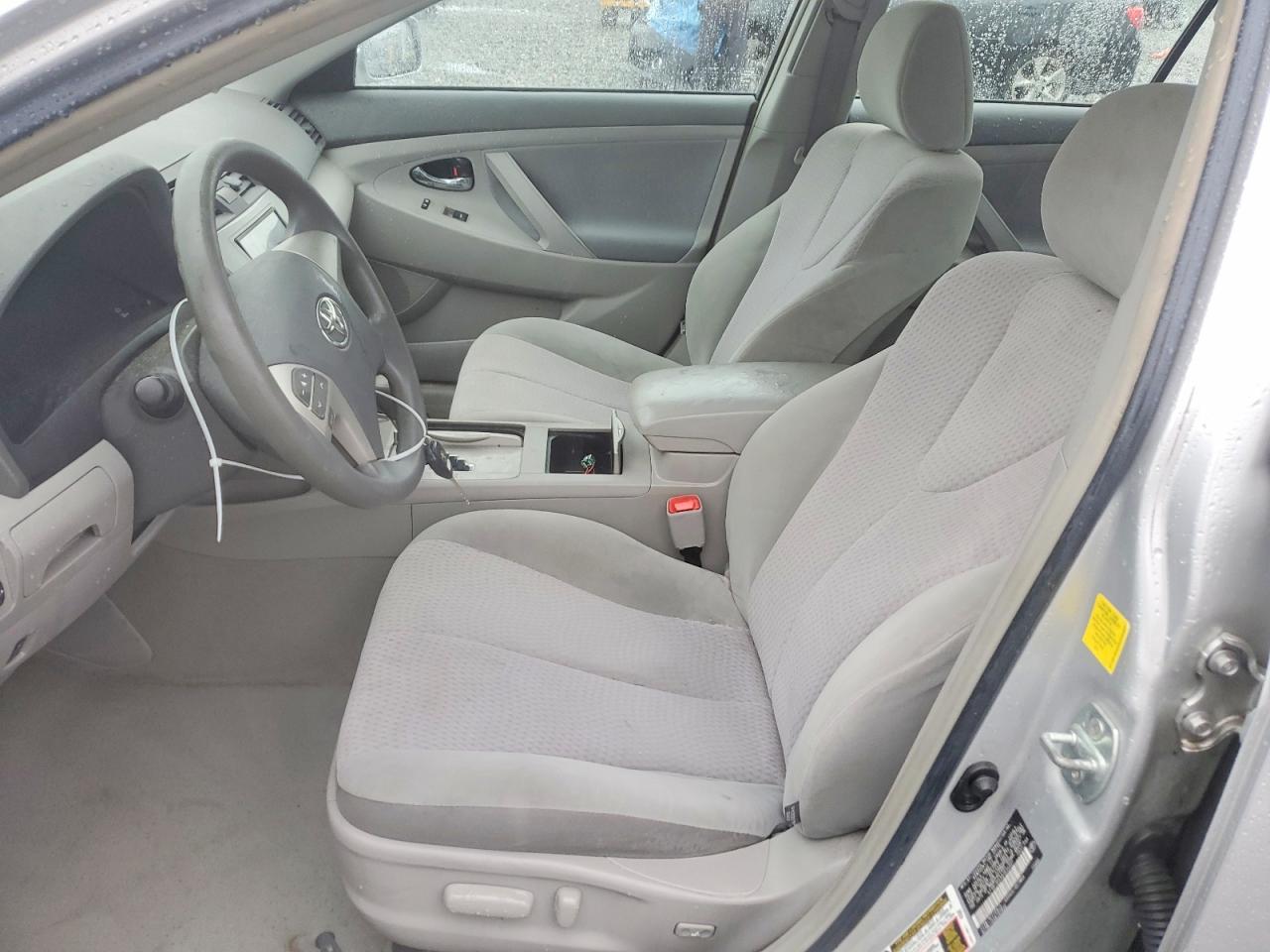 2011 Toyota Camry Le Silver vin: 4T1BF3EKXBU630327