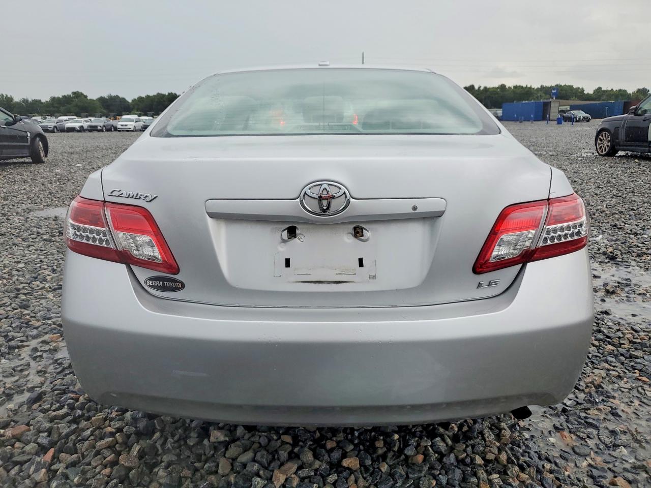 2011 Toyota Camry Le Silver vin: 4T1BF3EKXBU630327