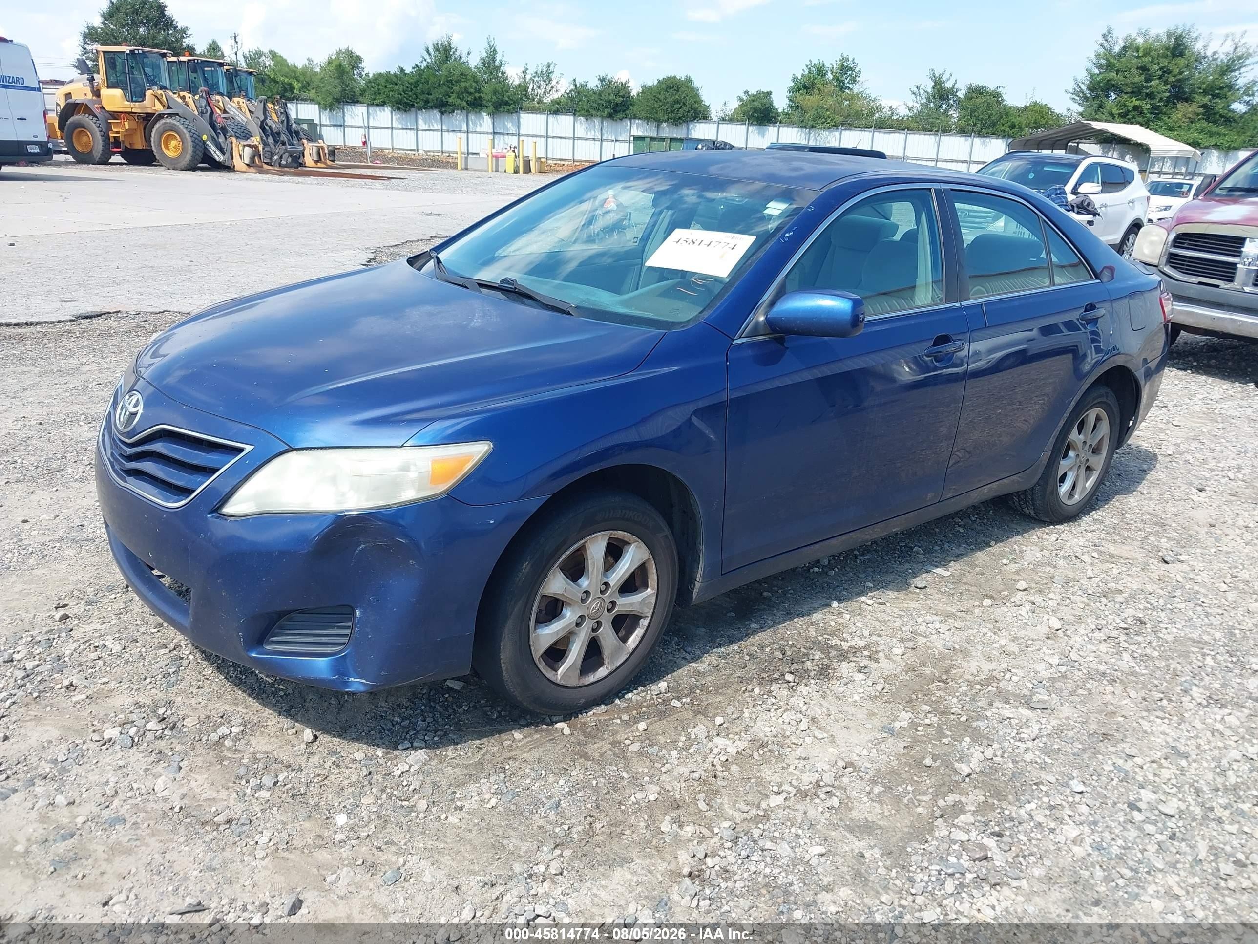 2011 Toyota Camry Le Blue vin: 4T1BF3EKXBU630666