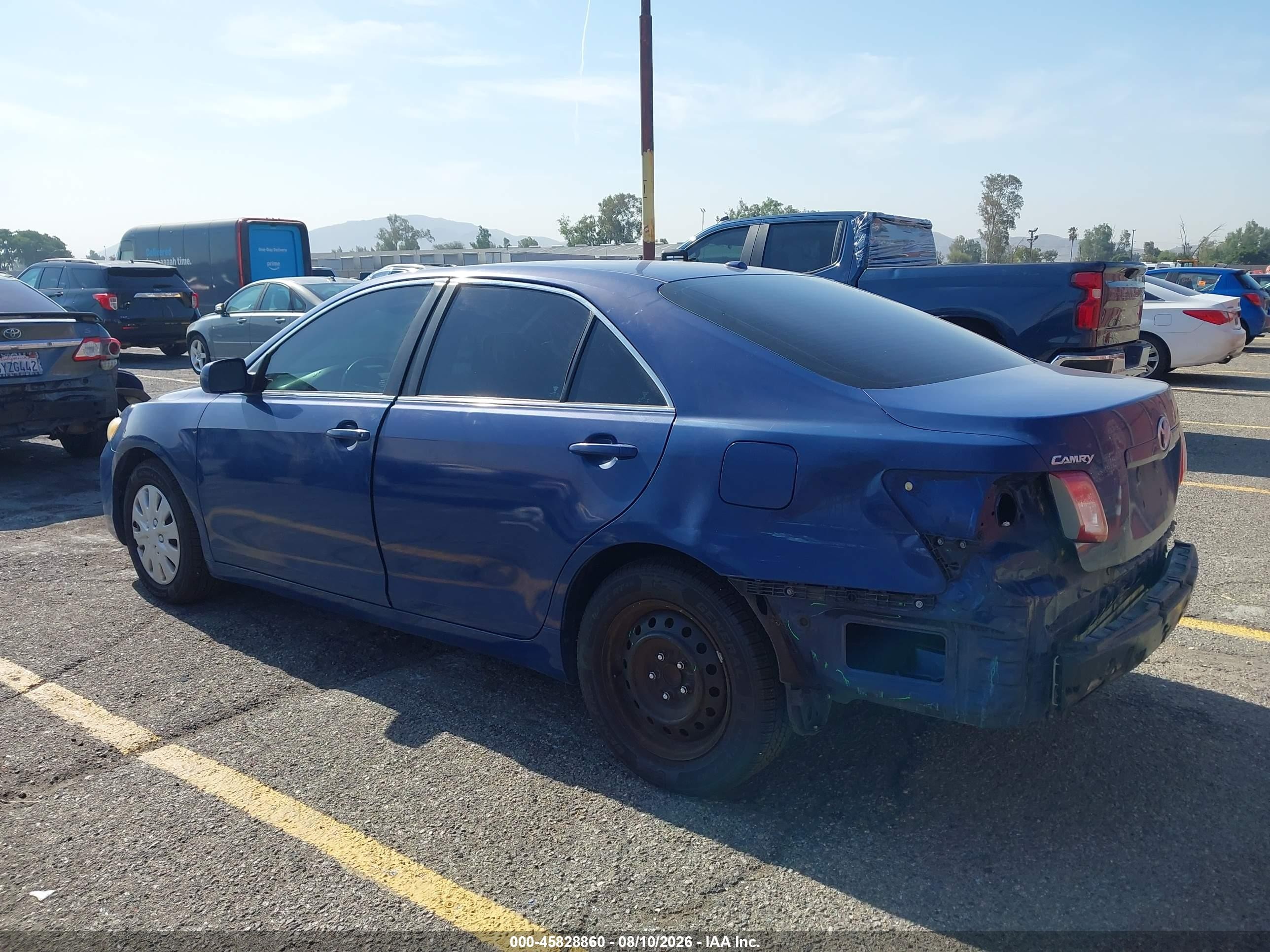 2011 Toyota Camry Le Blue vin: 4T1BF3EKXBU646205
