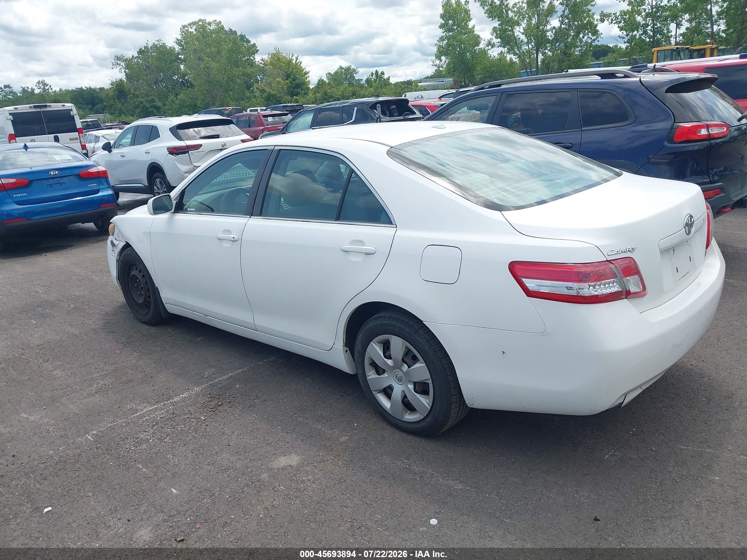 2011 Toyota Camry Le Белый vin: 4T1BF3EKXBU648519