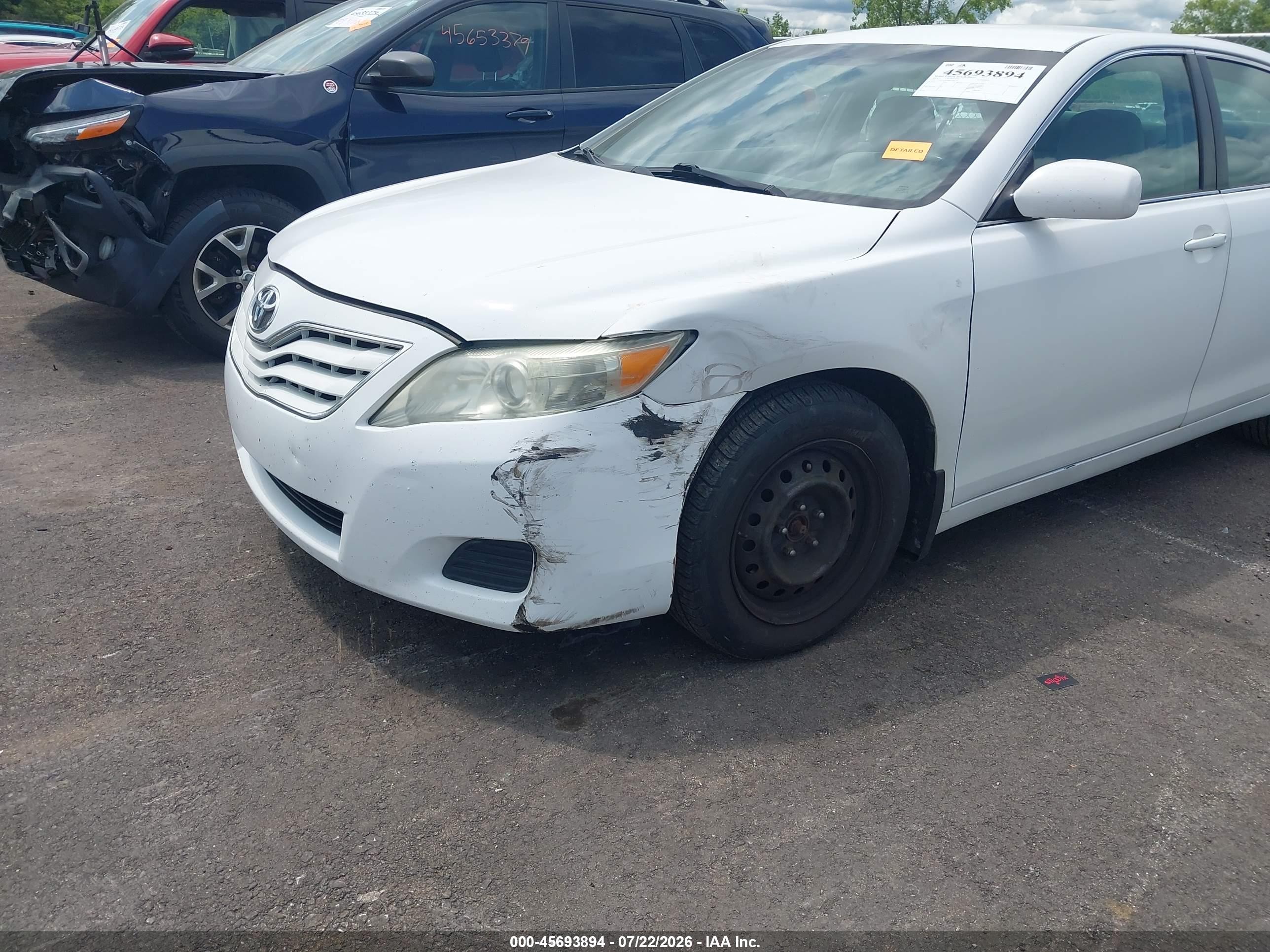 2011 Toyota Camry Le Белый vin: 4T1BF3EKXBU648519