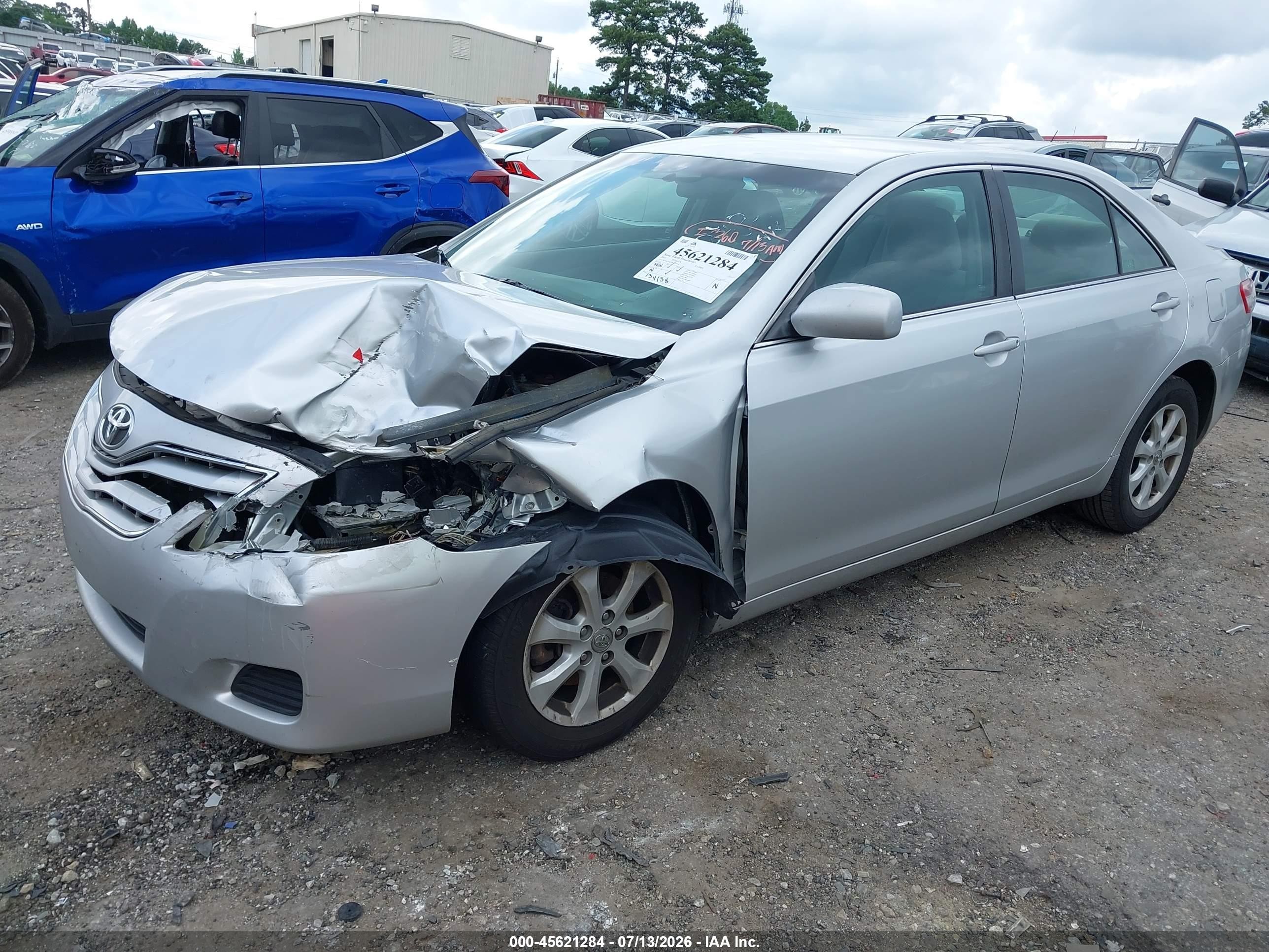 2011 Toyota Camry Le Silver vin: 4T1BF3EKXBU658290