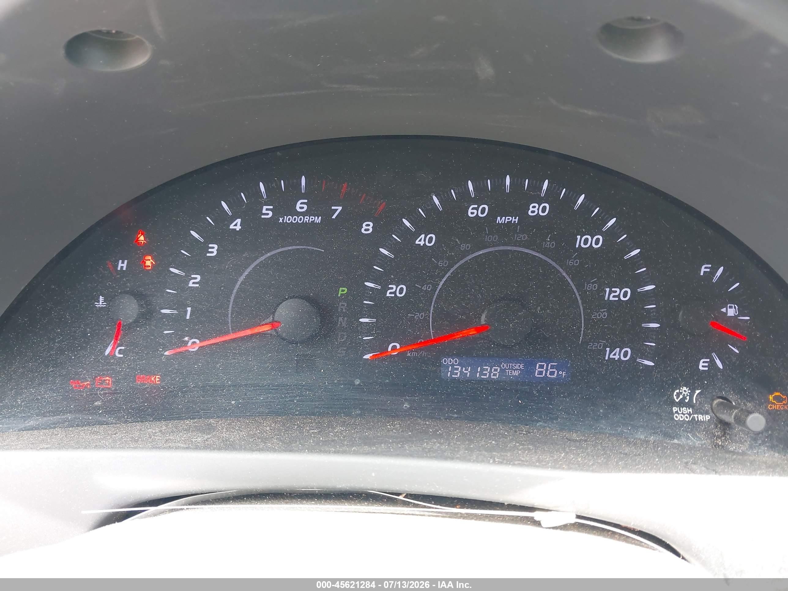 2011 Toyota Camry Le Silver vin: 4T1BF3EKXBU658290