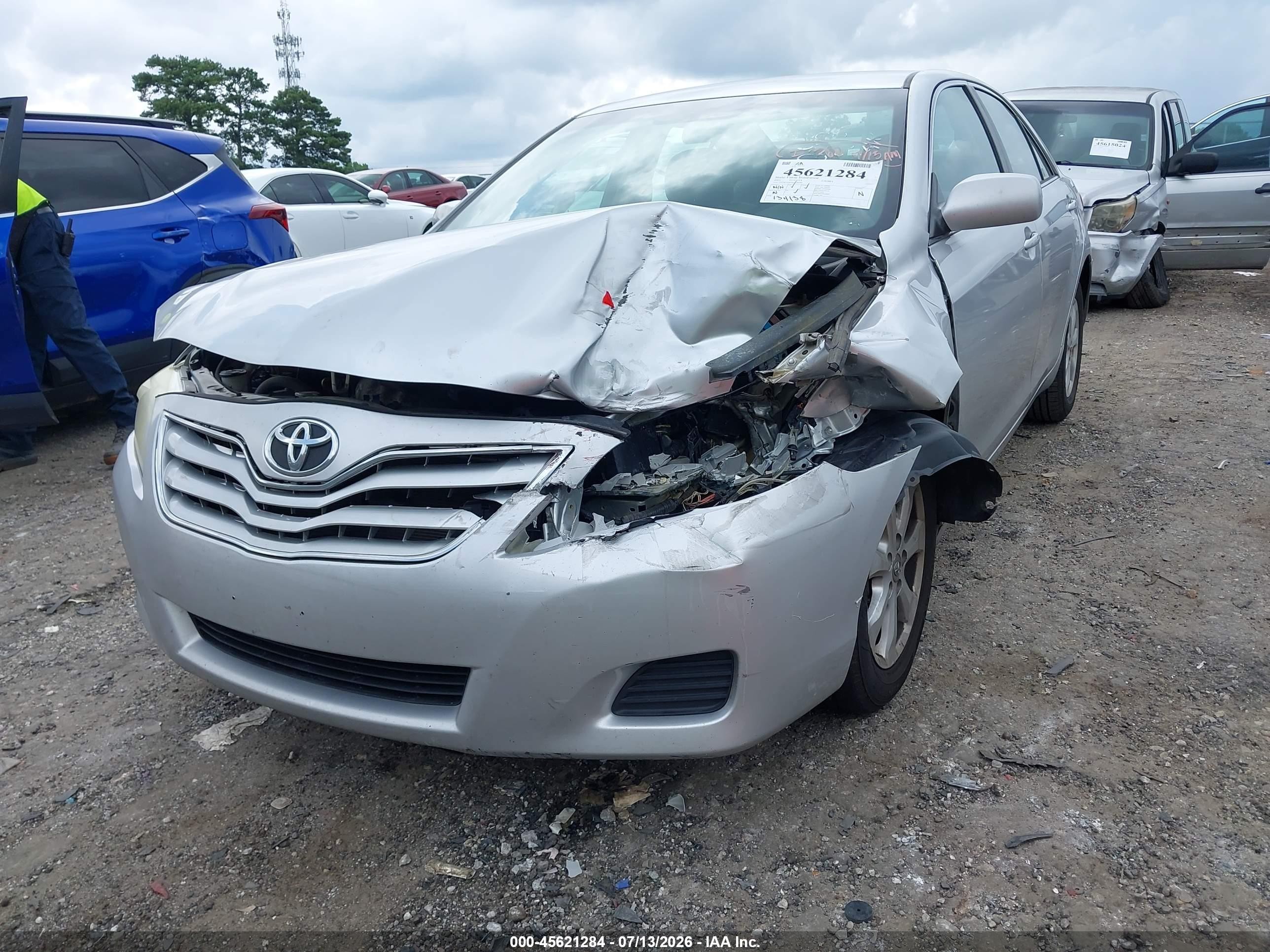 2011 Toyota Camry Le Silver vin: 4T1BF3EKXBU658290