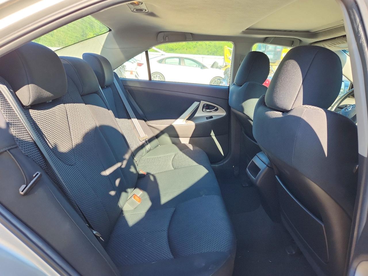 2011 Toyota Camry Se Silver vin: 4T1BF3EKXBU659164
