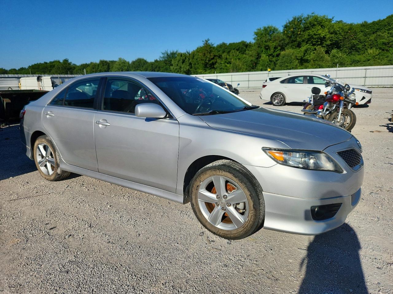 2011 Toyota Camry Se Silver vin: 4T1BF3EKXBU659164