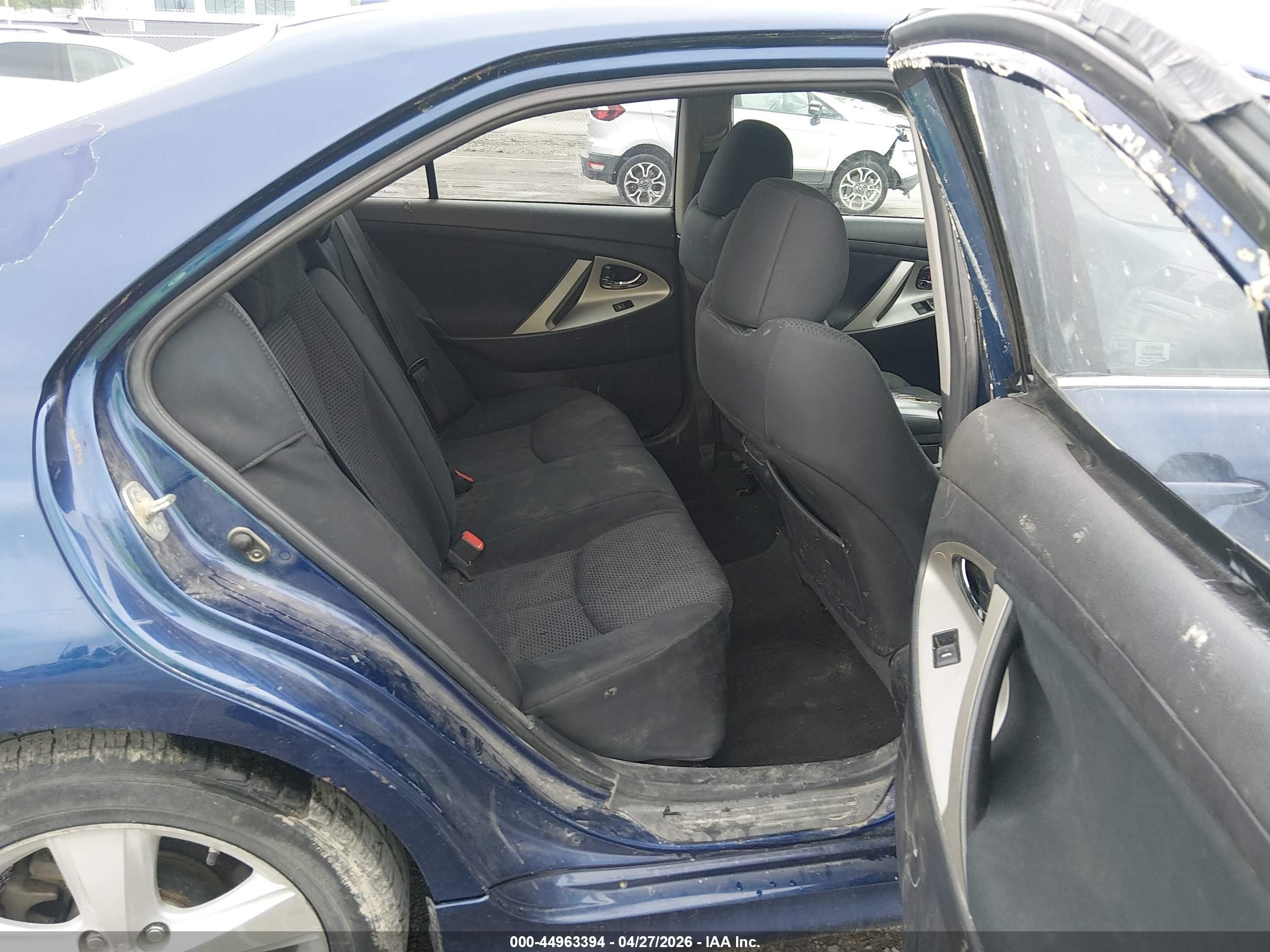 2011 Toyota Camry Se Blue vin: 4T1BF3EKXBU667930